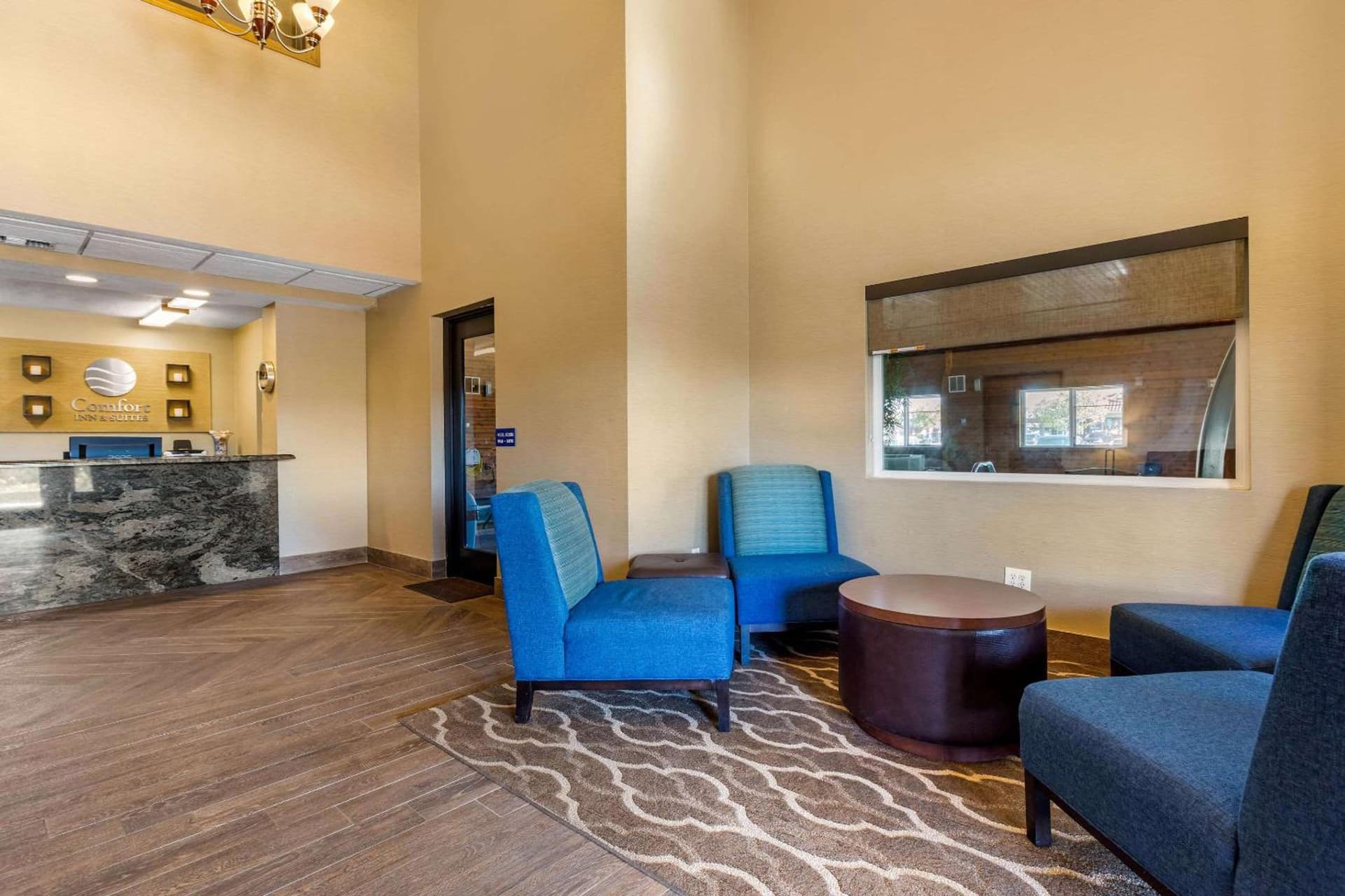 Comfort Inn & Suites Murrieta Temecula Wine Country gallery photo in Murrieta, CA — image 7