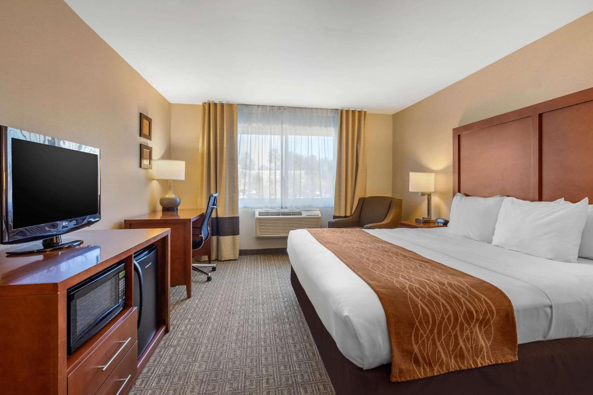 Comfort Inn & Suites Murrieta Temecula Wine Country gallery photo in Murrieta, CA — image 28