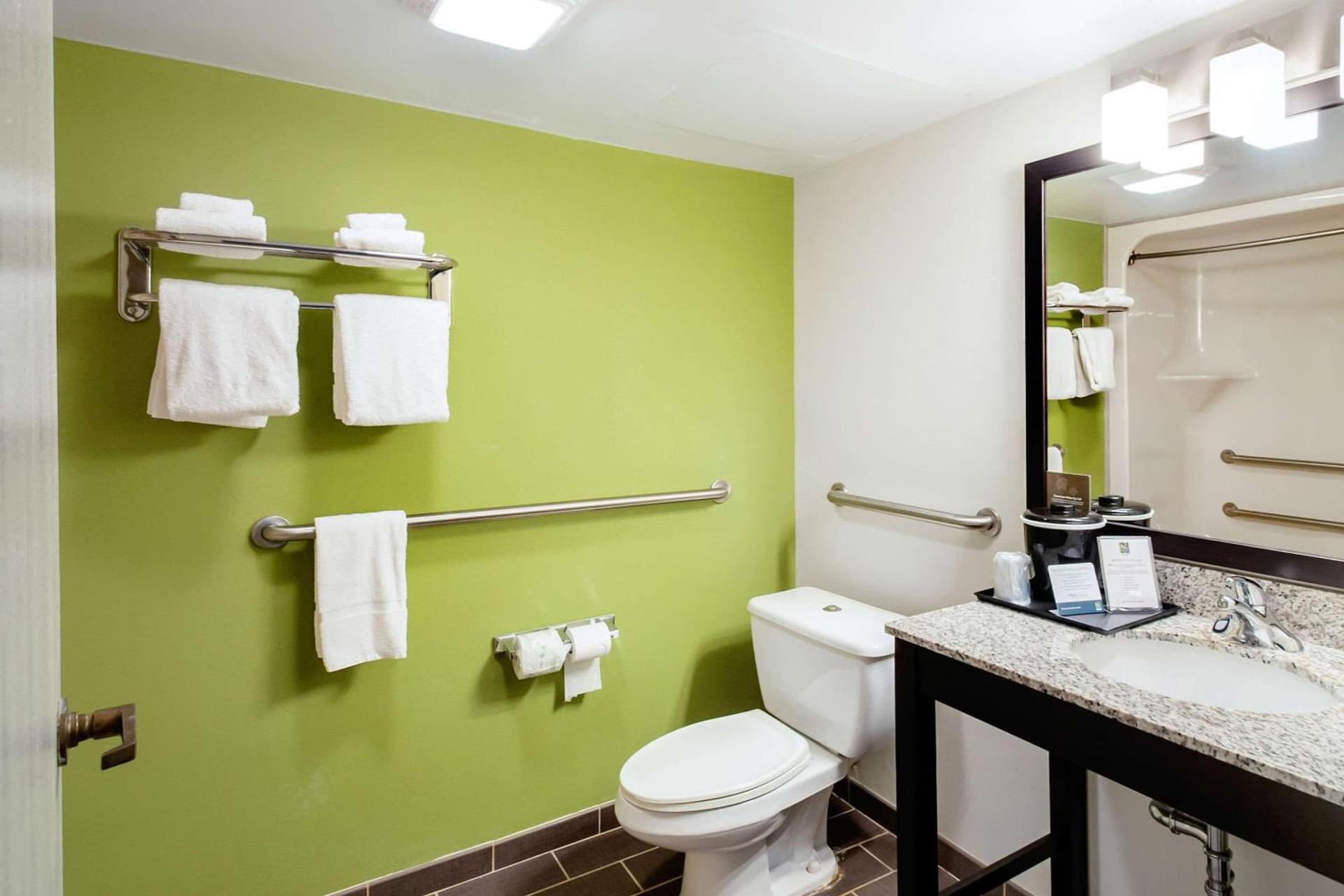 Quality Inn Grasonville near Kent Island gallery photo in Grasonville, MD — image 33