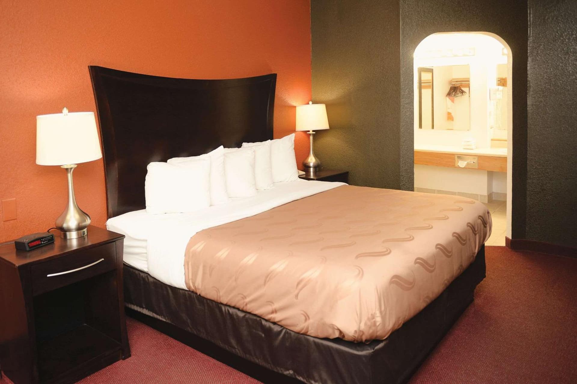Quality Inn & Suites Ames Conference Center Near ISU Campus property views in Ames, IA — gallery photo 3