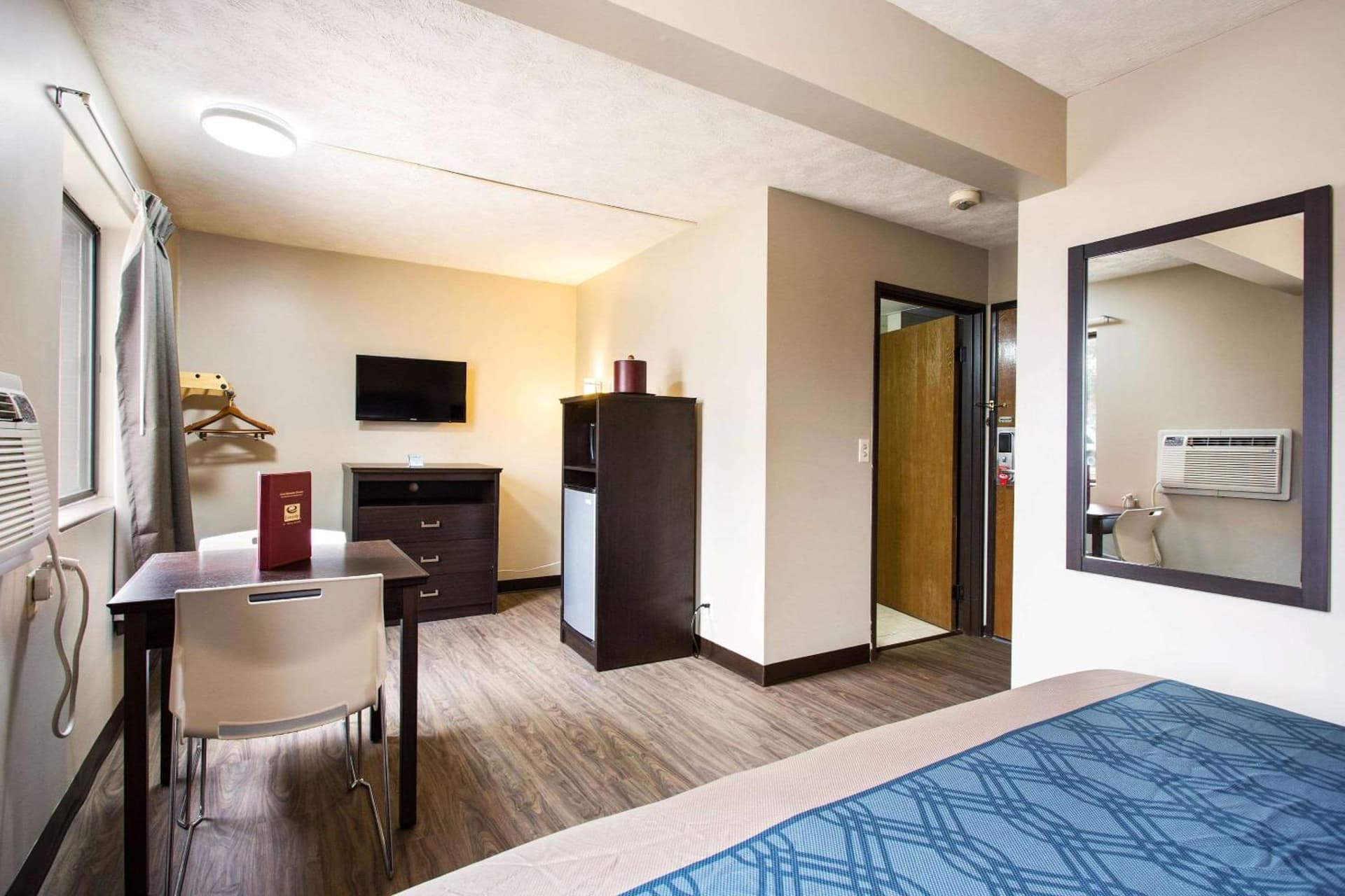 Red Lion Inn & Suites Olathe Kansas City gallery photo in Olathe, KS — image 10