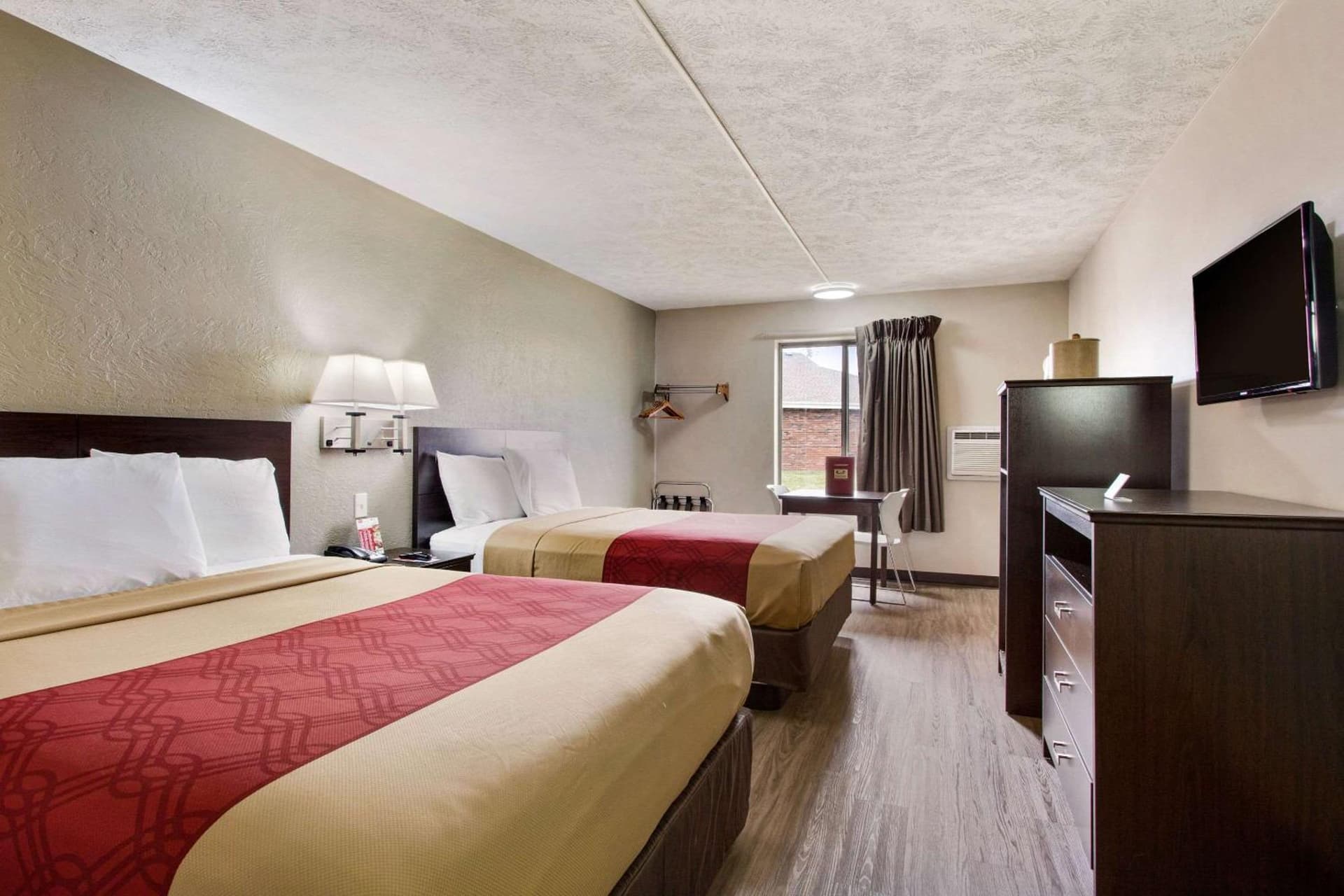 Red Lion Inn & Suites Olathe Kansas City gallery photo in Olathe, KS — image 8