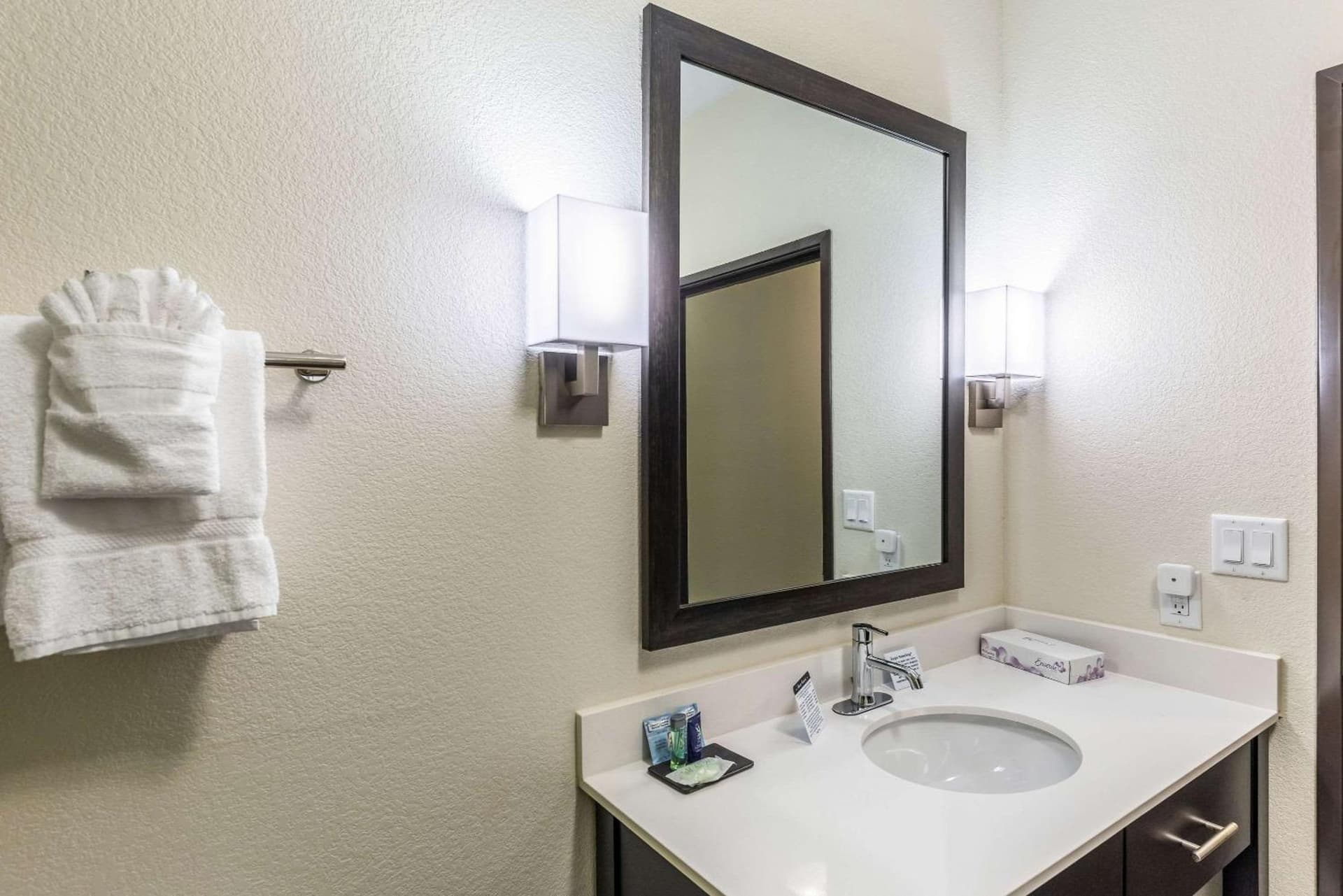 Sleep Inn & Suites Fort Worth - Fossil Creek gallery photo in Fort Worth, TX — image 5