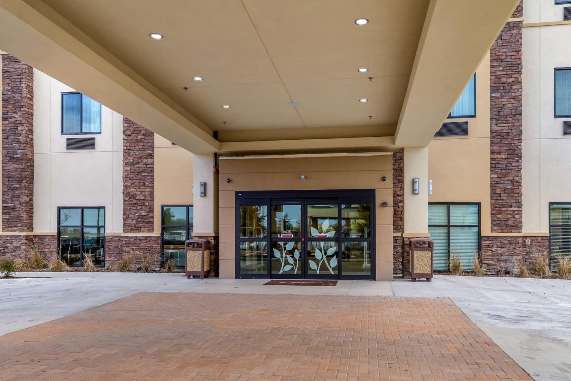 Sleep Inn & Suites Fort Worth - Fossil Creek property views in Fort Worth, TX — gallery photo 3