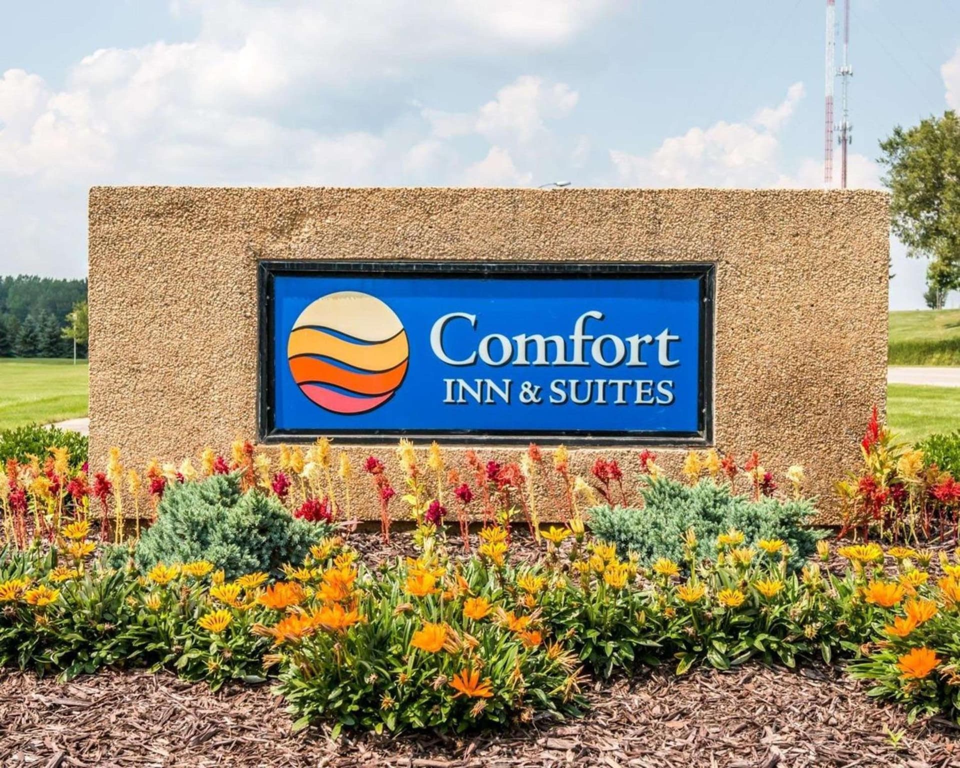 Comfort Inn & Suites and Conference Center interior in Mount Pleasant, MI — gallery photo 2