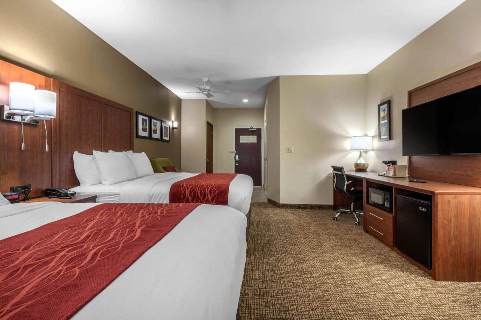 Comfort Inn & Suites Montgomery East Carmichael Rd gallery photo in Montgomery, AL — image 47