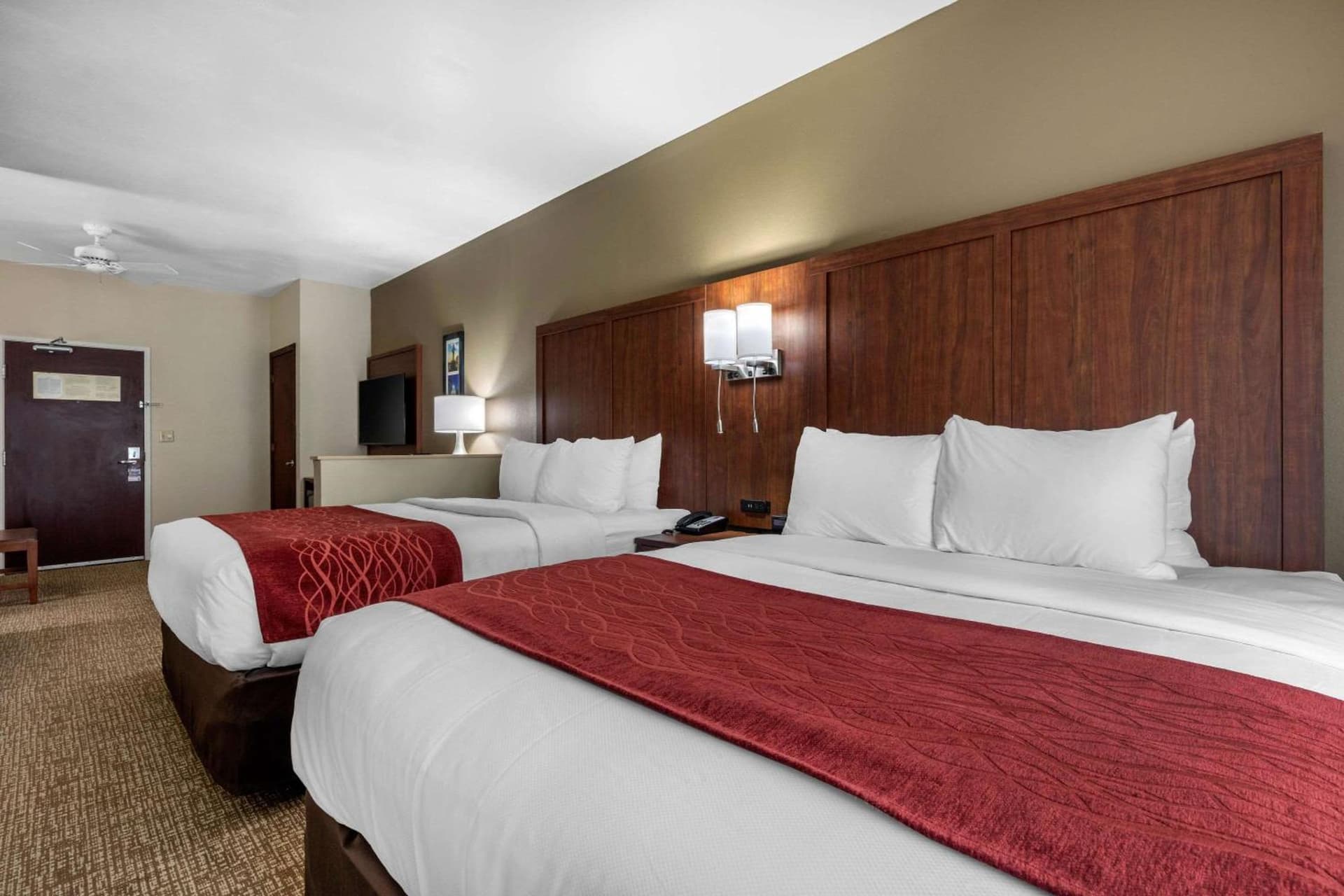 Comfort Inn & Suites Montgomery East Carmichael Rd gallery photo in Montgomery, AL — image 27