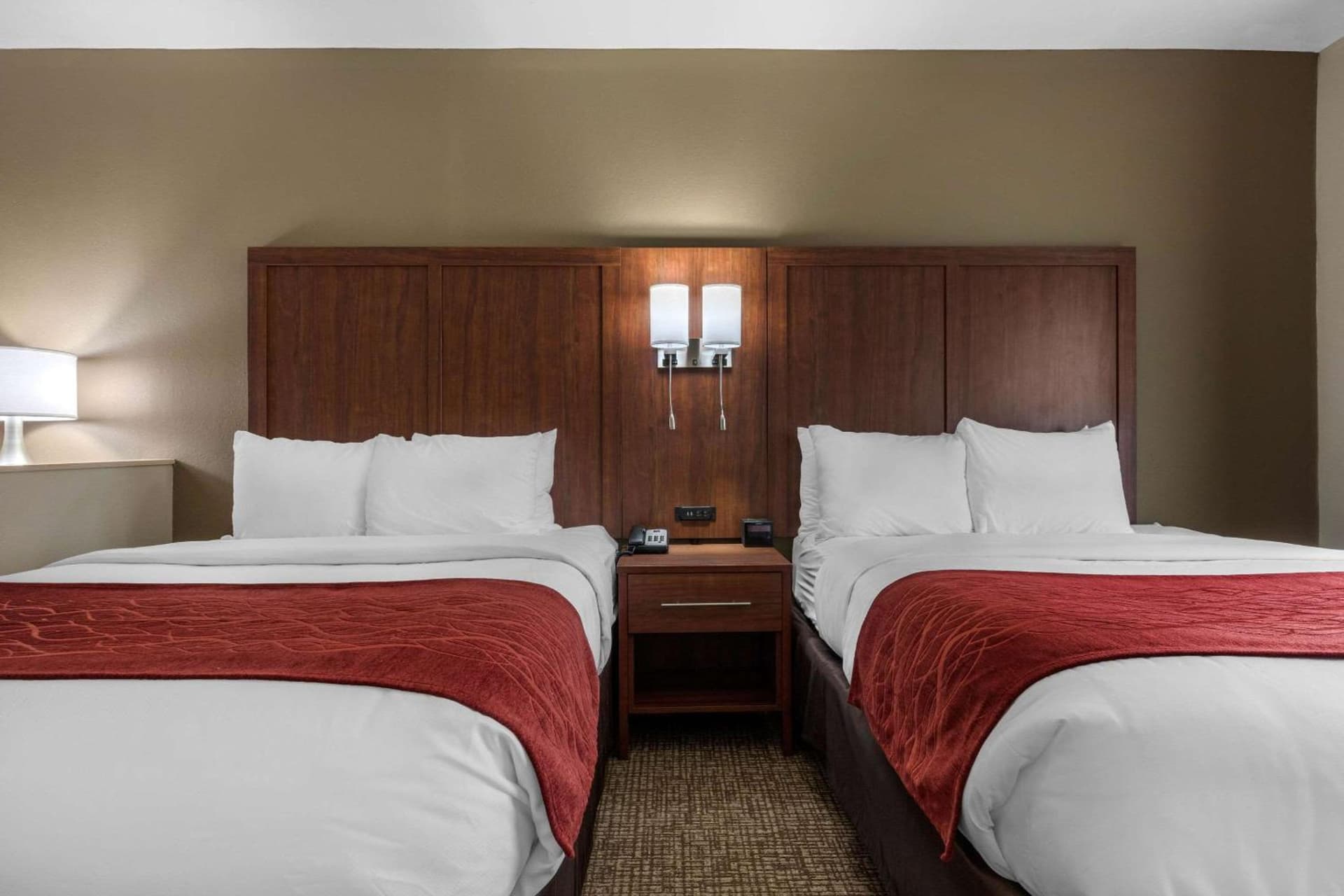 Comfort Inn & Suites Montgomery East Carmichael Rd gallery photo in Montgomery, AL — image 23