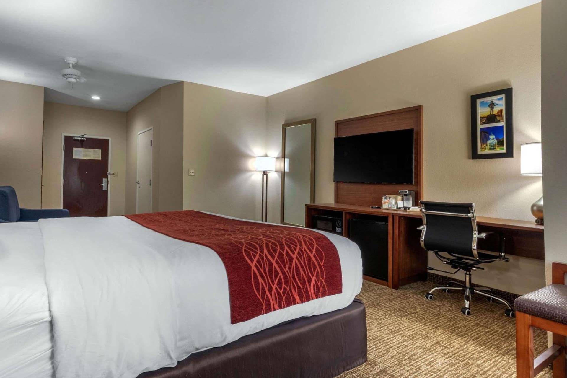 Comfort Inn & Suites Montgomery East Carmichael Rd gallery photo in Montgomery, AL — image 40