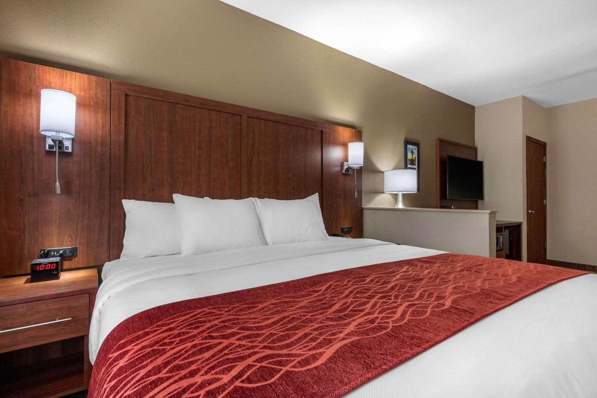 Comfort Inn & Suites Montgomery East Carmichael Rd gallery photo in Montgomery, AL — image 4