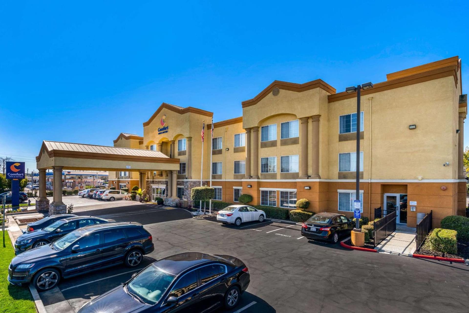 Comfort Inn & Suites Sacramento - University Area featured exterior or lobby in Sacramento, CA — similar hotel