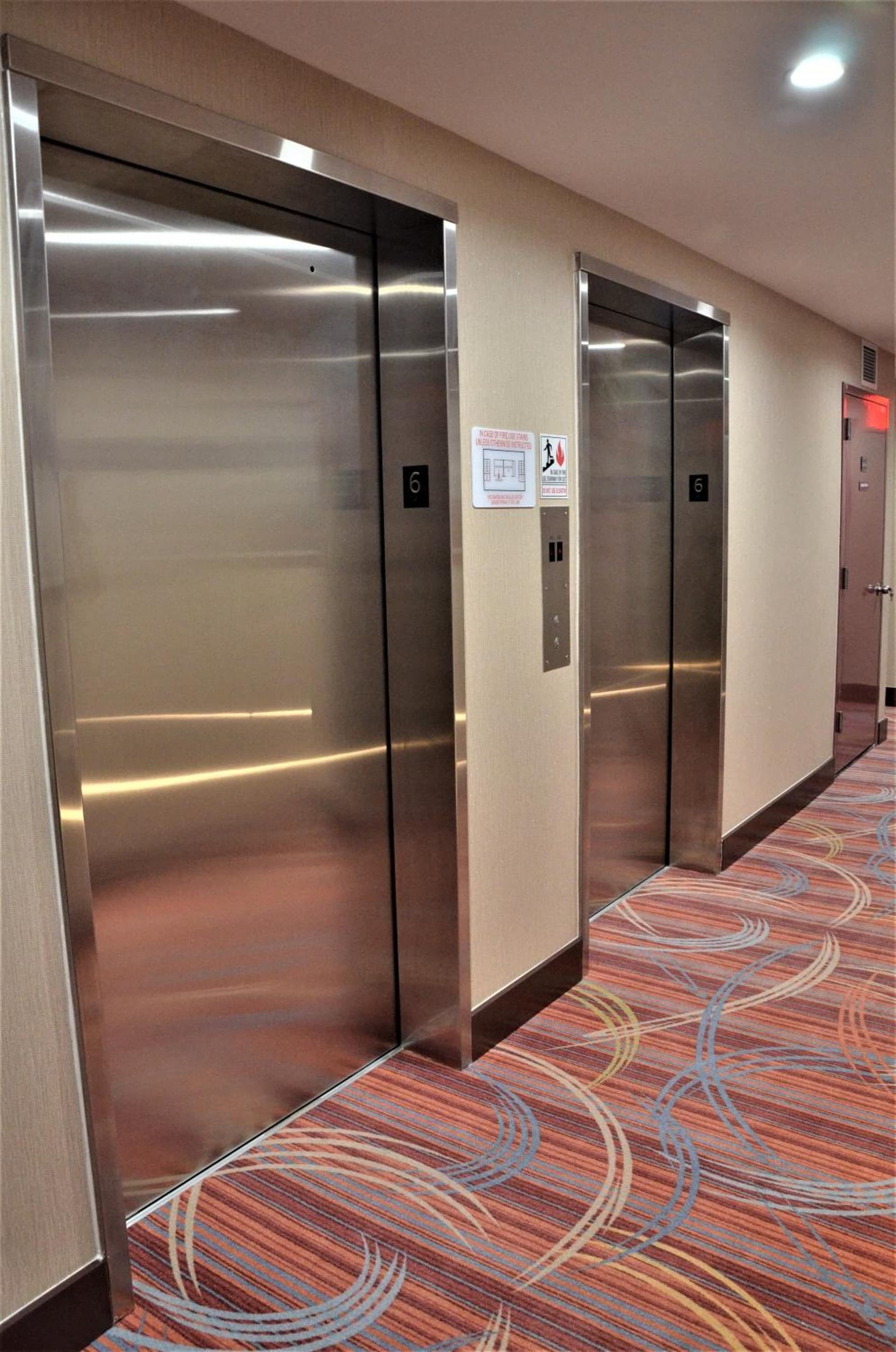 LIC Plaza Hotel gallery photo in Queens, NY — image 9
