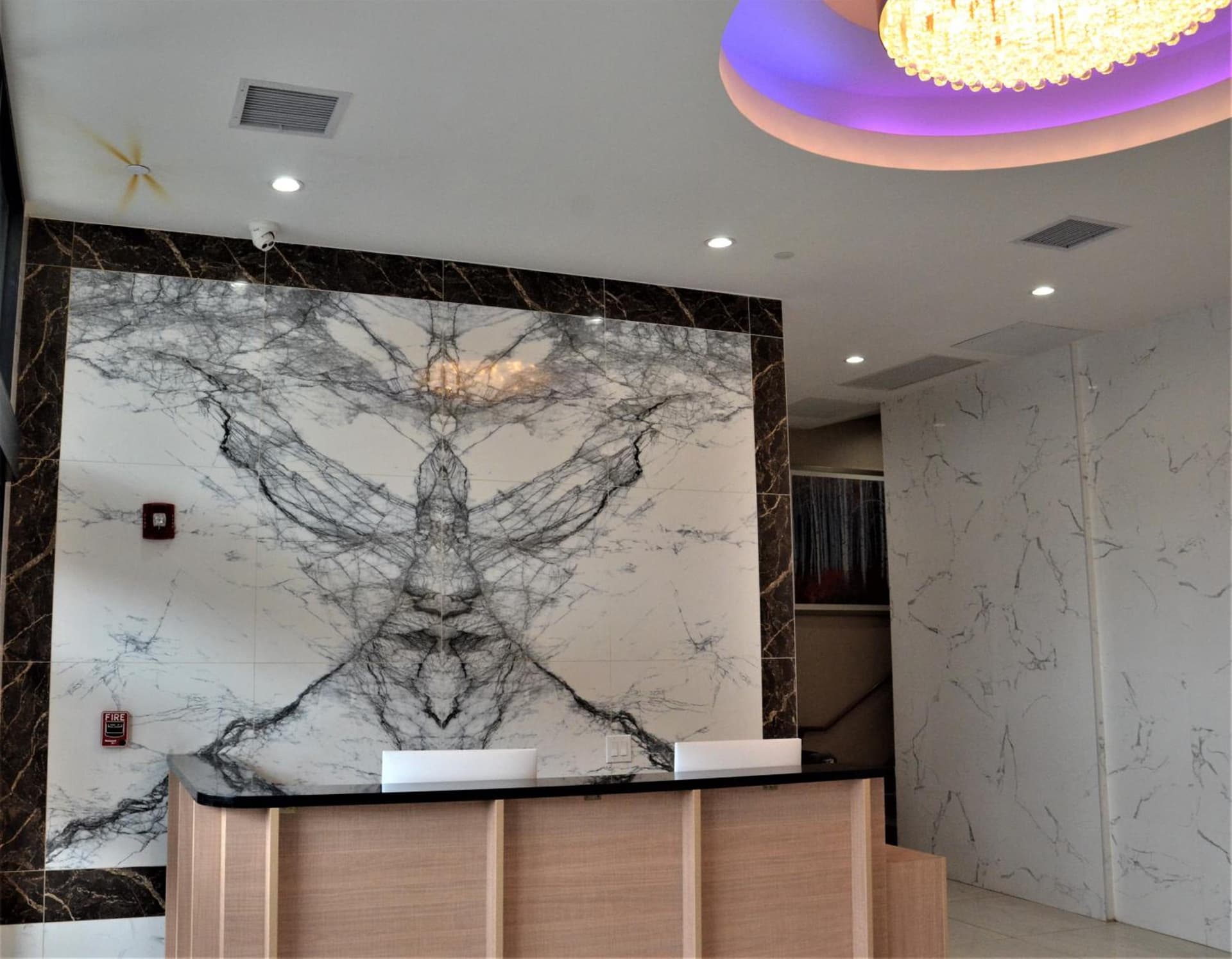 LIC Plaza Hotel gallery photo in Queens, NY — image 15