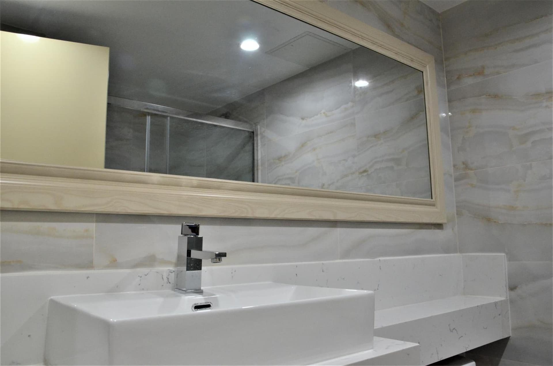 LIC Plaza Hotel gallery photo in Queens, NY — image 31