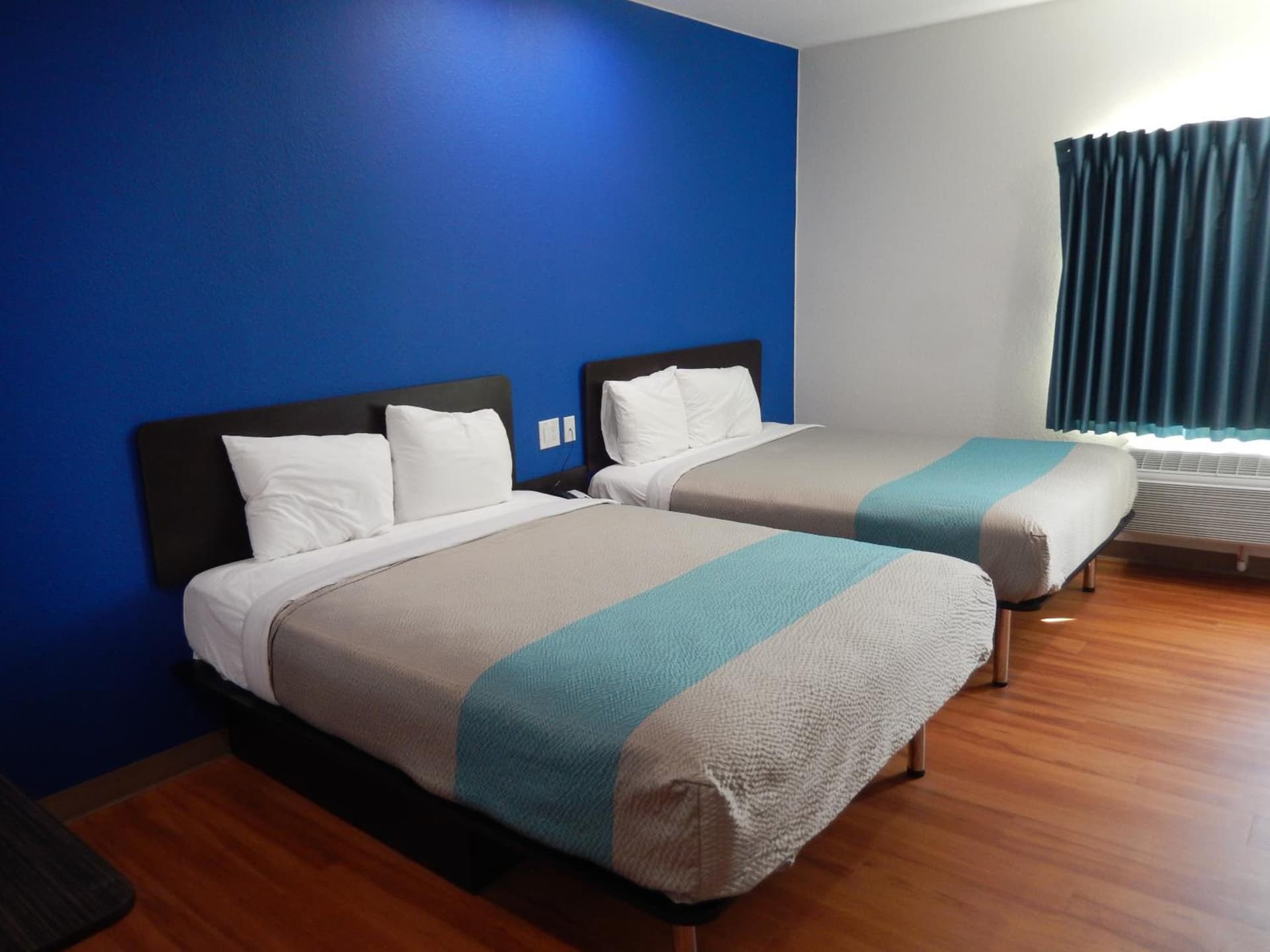 Motel 6-Houston, TX - Downtown North property views in Houston, TX — gallery photo 3