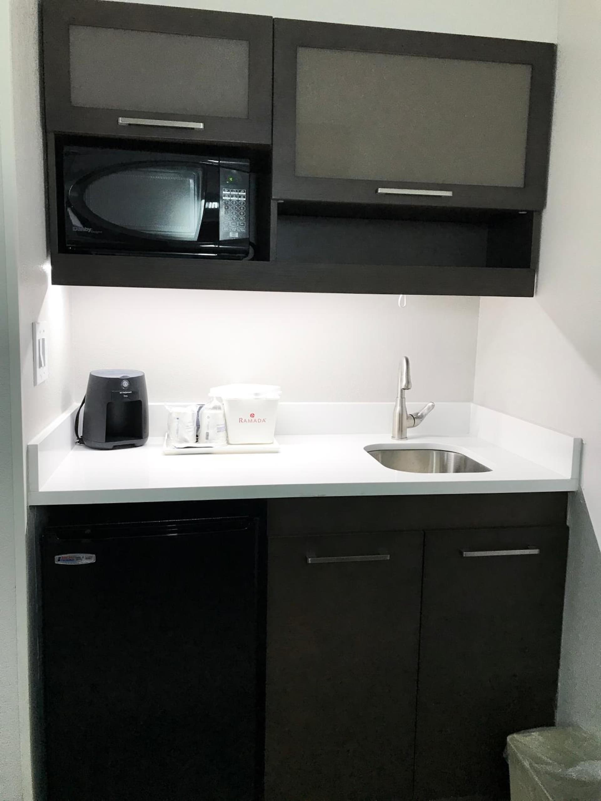 Ramada by Wyndham Suites Orlando Airport- Free Airport Shuttle gallery photo in Orlando, FL — image 43