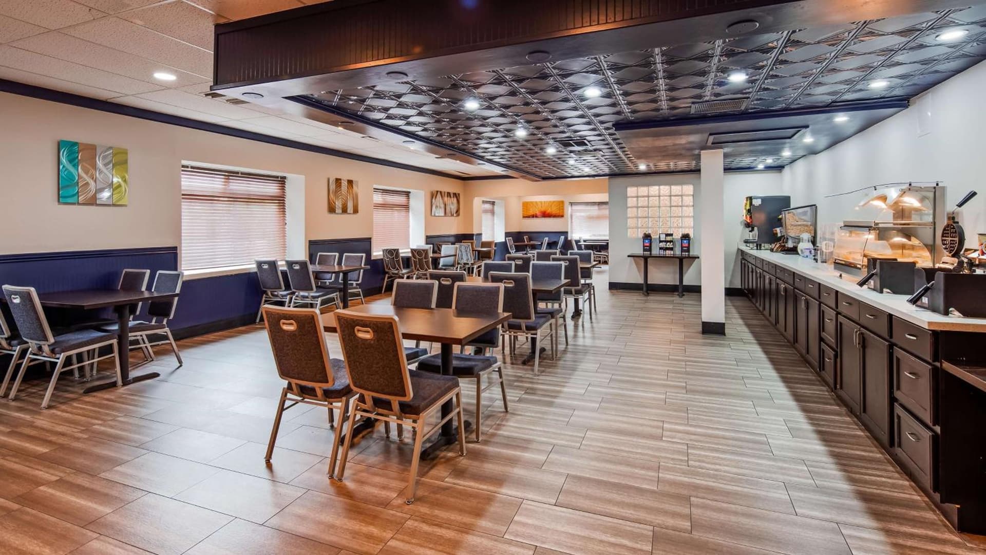 SureStay Plus Hotel by Best Western Sacramento Cal Expo gallery photo in Sacramento, CA — image 10