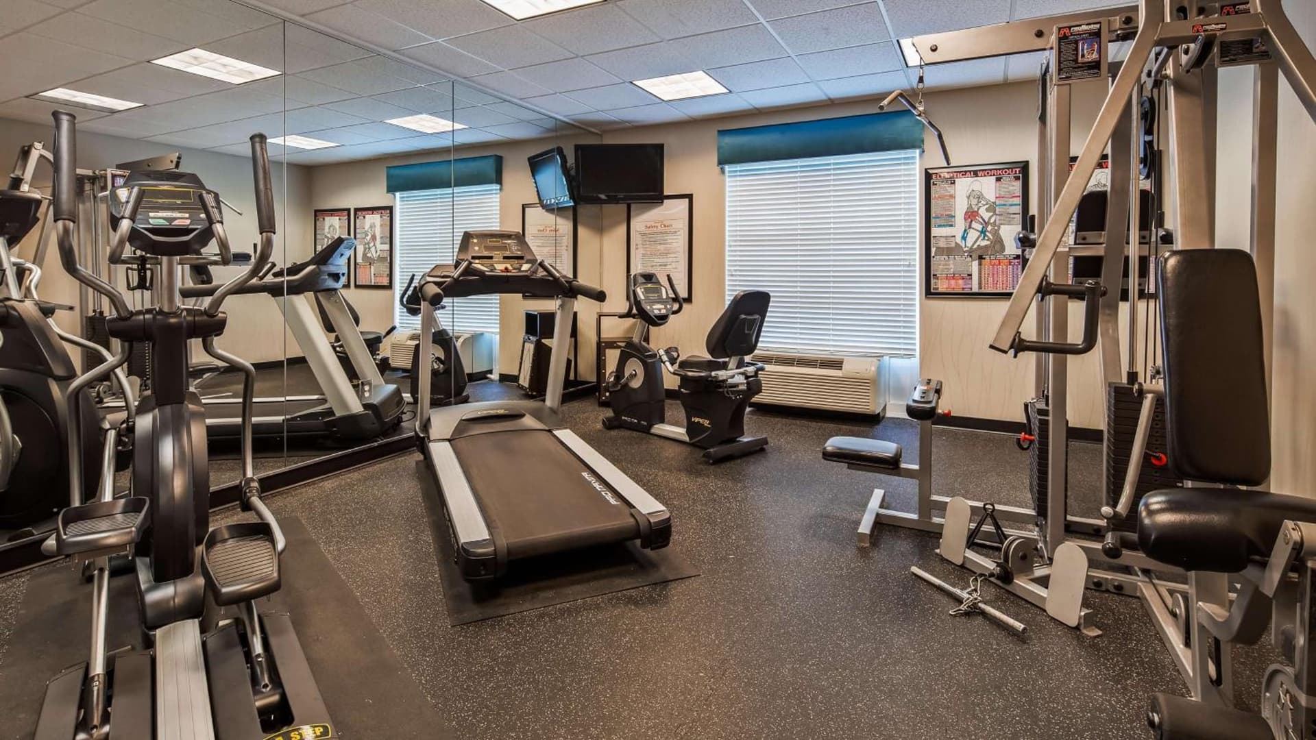 Best Western Plus Chain of Lakes Inn & Suites gallery photo in Leesburg, FL — image 6