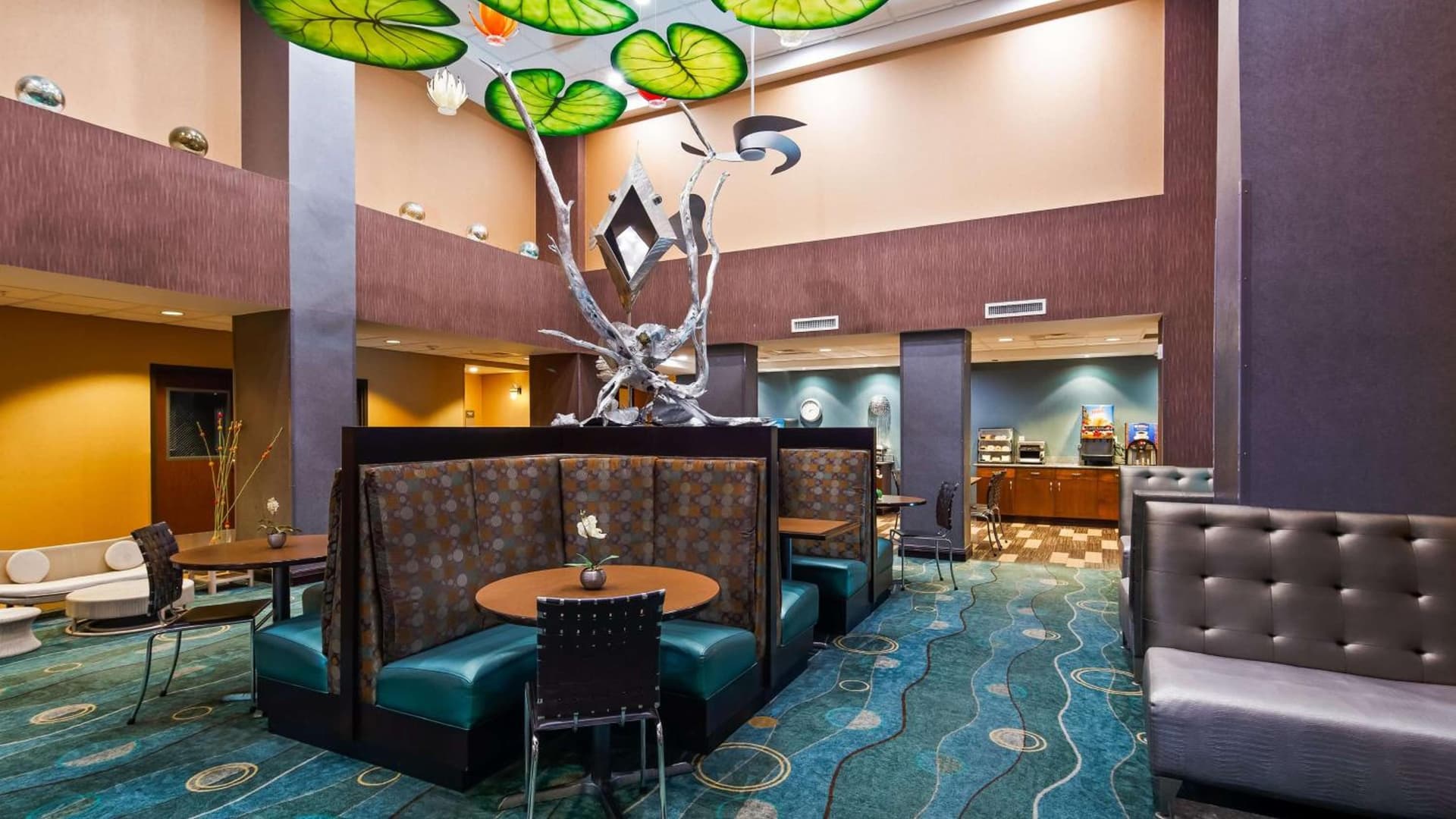 Best Western Plus Chain of Lakes Inn & Suites gallery photo in Leesburg, FL — image 24