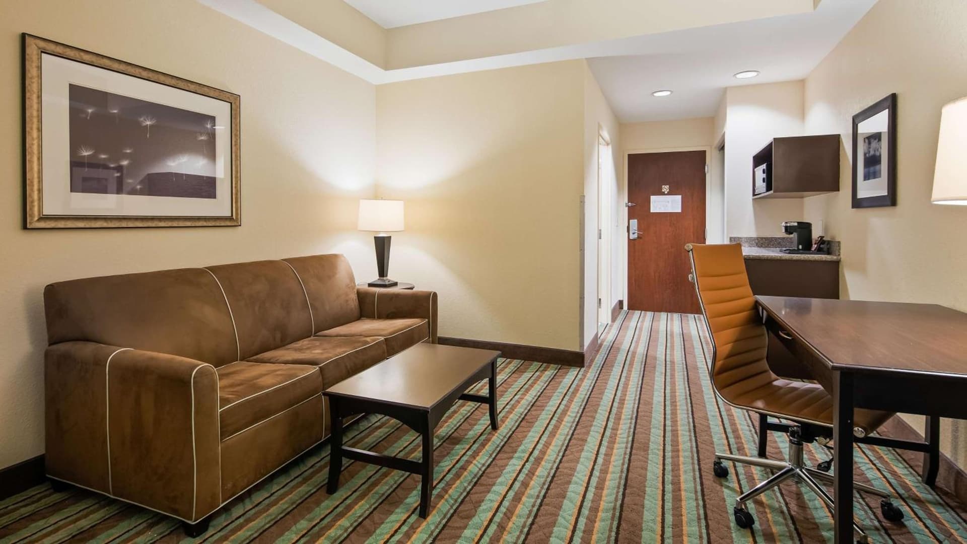 Best Western Plus Chain of Lakes Inn & Suites gallery photo in Leesburg, FL — image 8