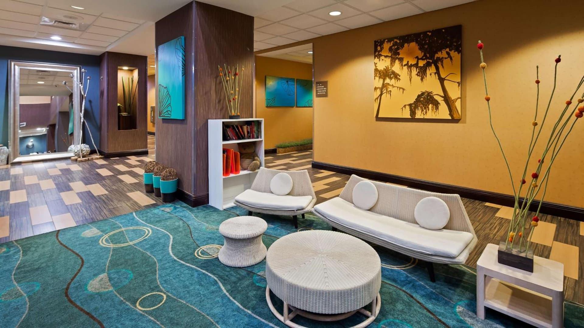 Best Western Plus Chain of Lakes Inn & Suites gallery photo in Leesburg, FL — image 5