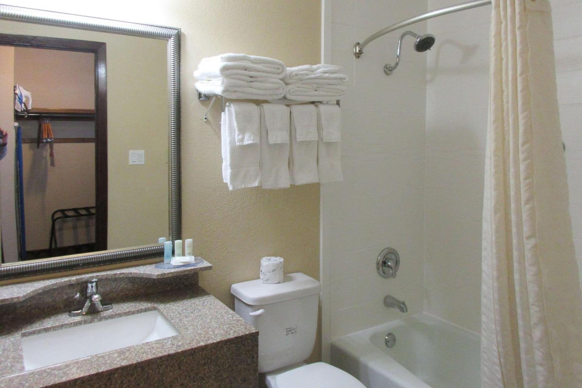 Americinn by Wyndham Appleton Downtown property views in Appleton, WI — gallery photo 3