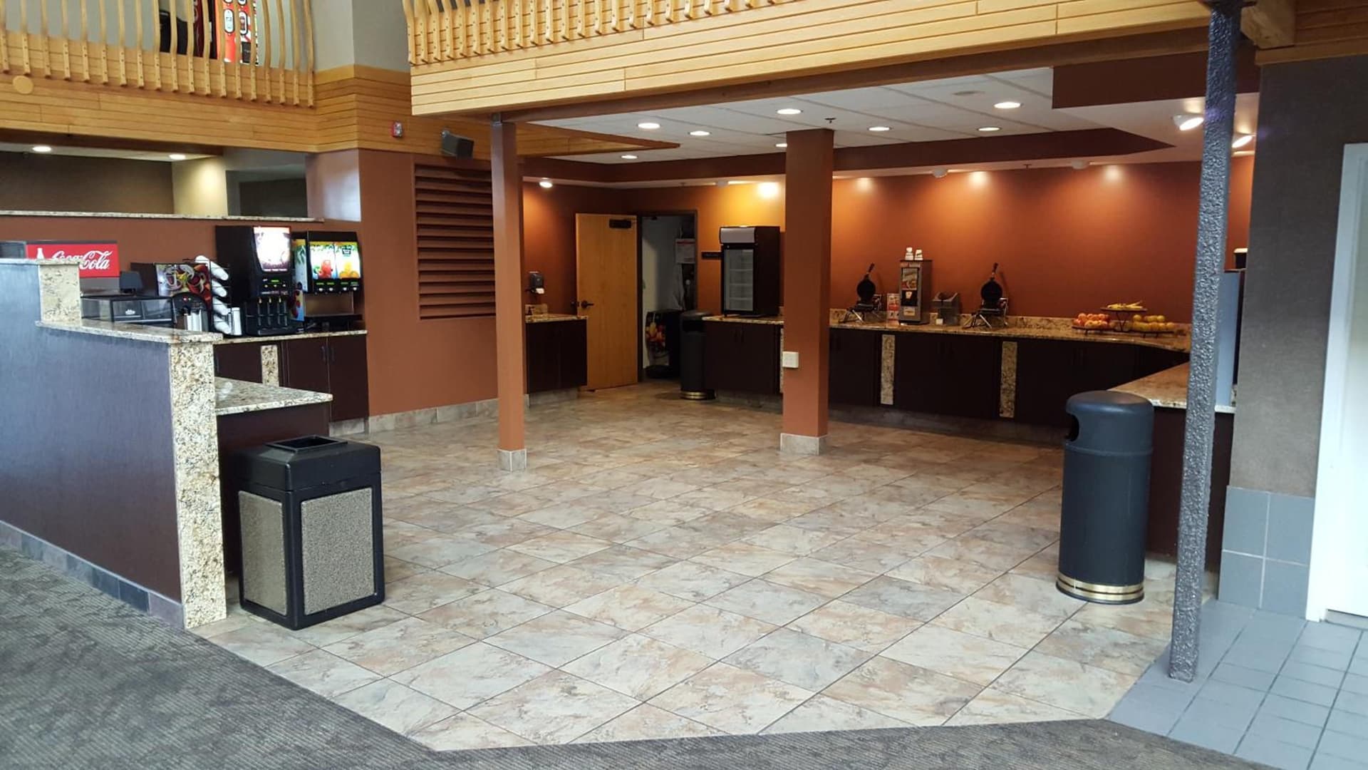 C'mon Inn & Suites Fargo interior in Fargo, ND — gallery photo 2