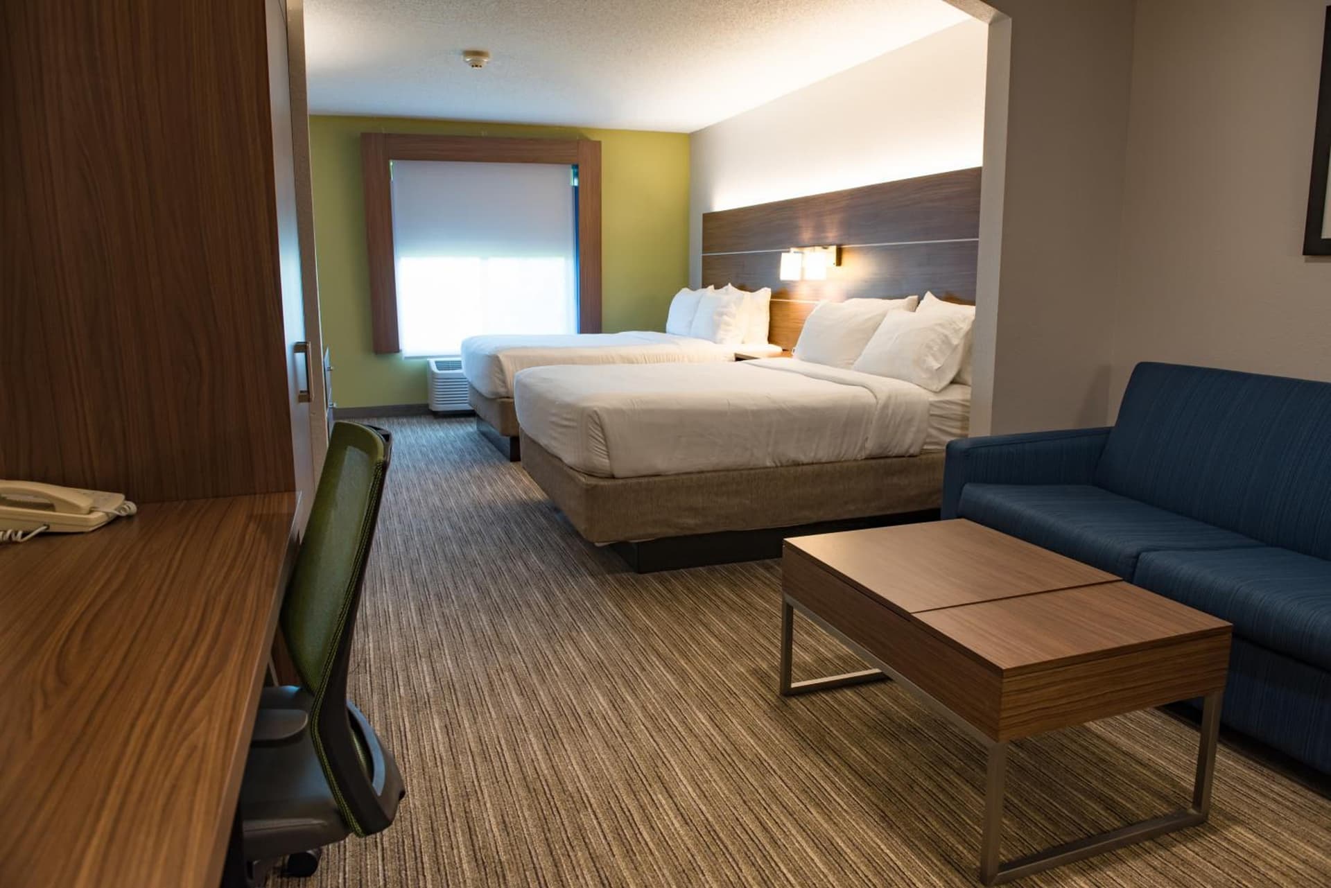 Holiday Inn Express Hotel & Suites Elkhart-South by IHG gallery photo in Elkhart, IN — image 13