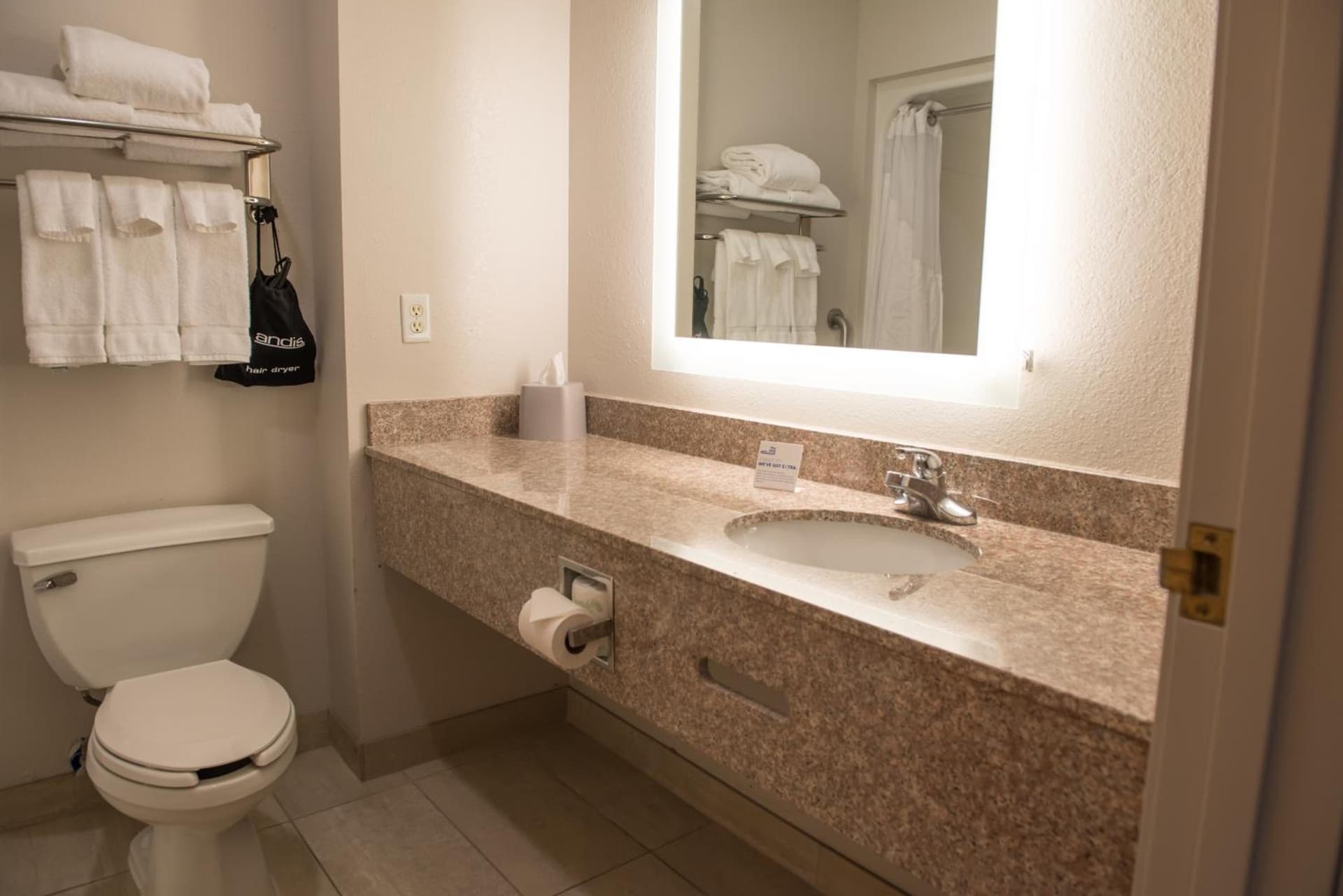 Holiday Inn Express Hotel & Suites Elkhart-South by IHG gallery photo in Elkhart, IN — image 14