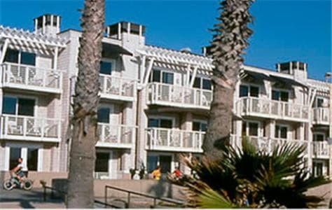 Beach House Hotel at Hermosa Beach interior in Hermosa Beach, CA — gallery photo 2