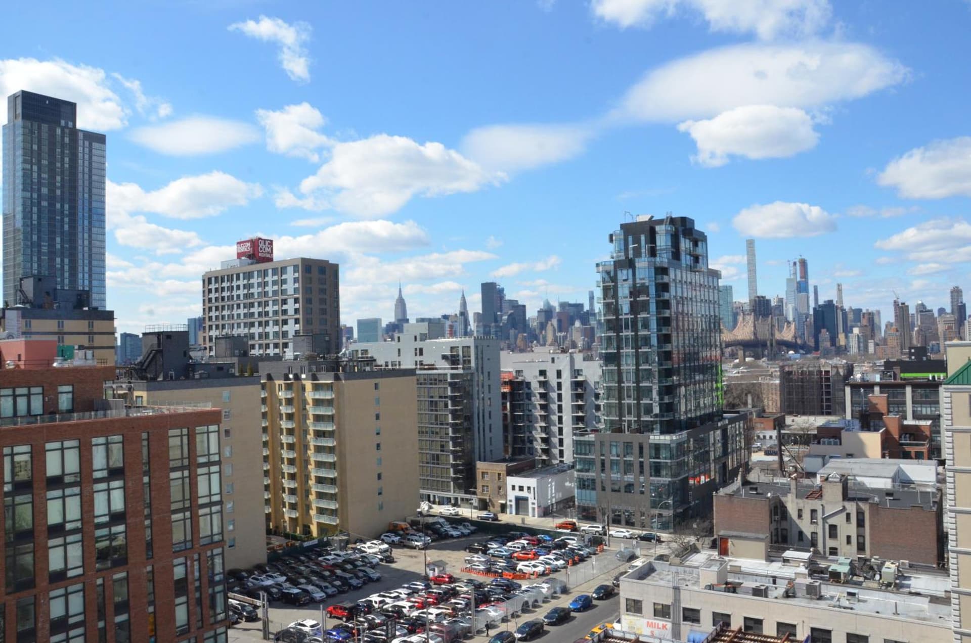 LIC Plaza Hotel interior in Queens, NY — gallery photo 2