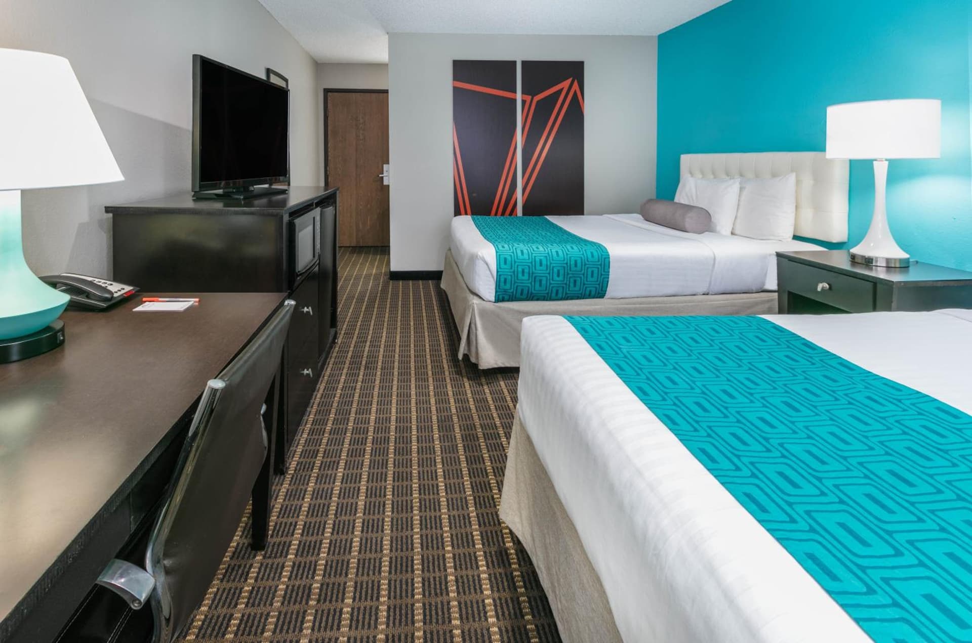Howard Johnson by Wyndham Near Schlitterbahn gallery photo in New Braunfels, TX — image 7