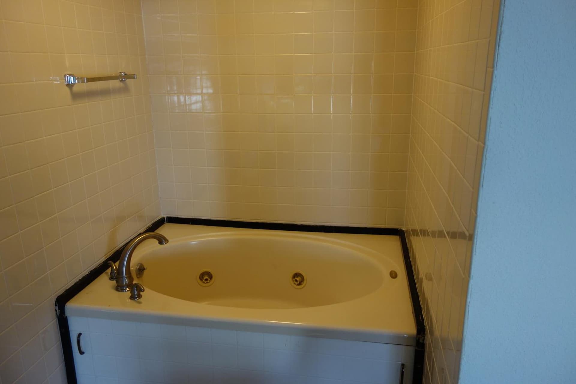 VIP Inn and Suites property views in Huntsville, AL — gallery photo 3