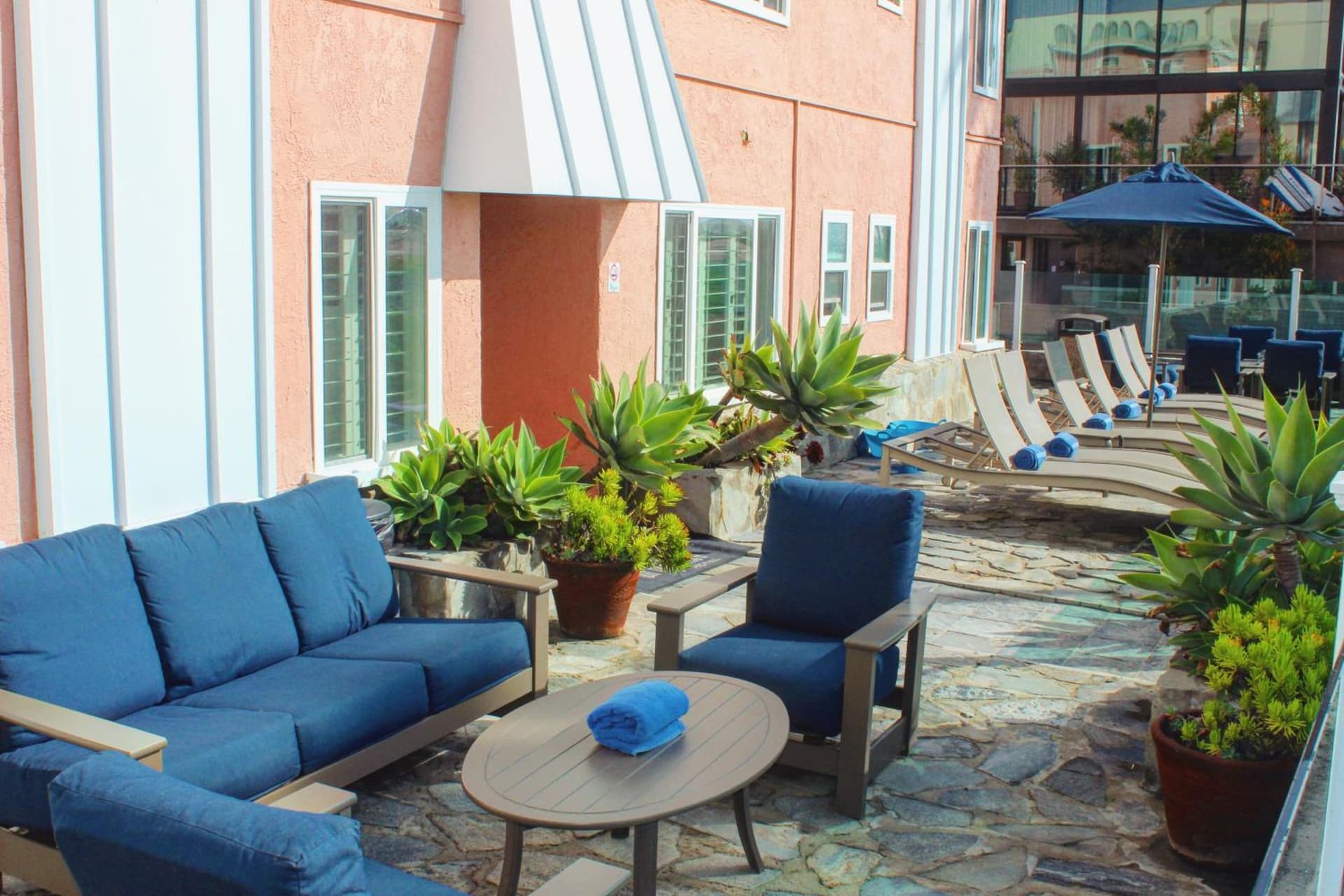 Venice on the Beach Hotel property views in Los Angeles, CA — gallery photo 3