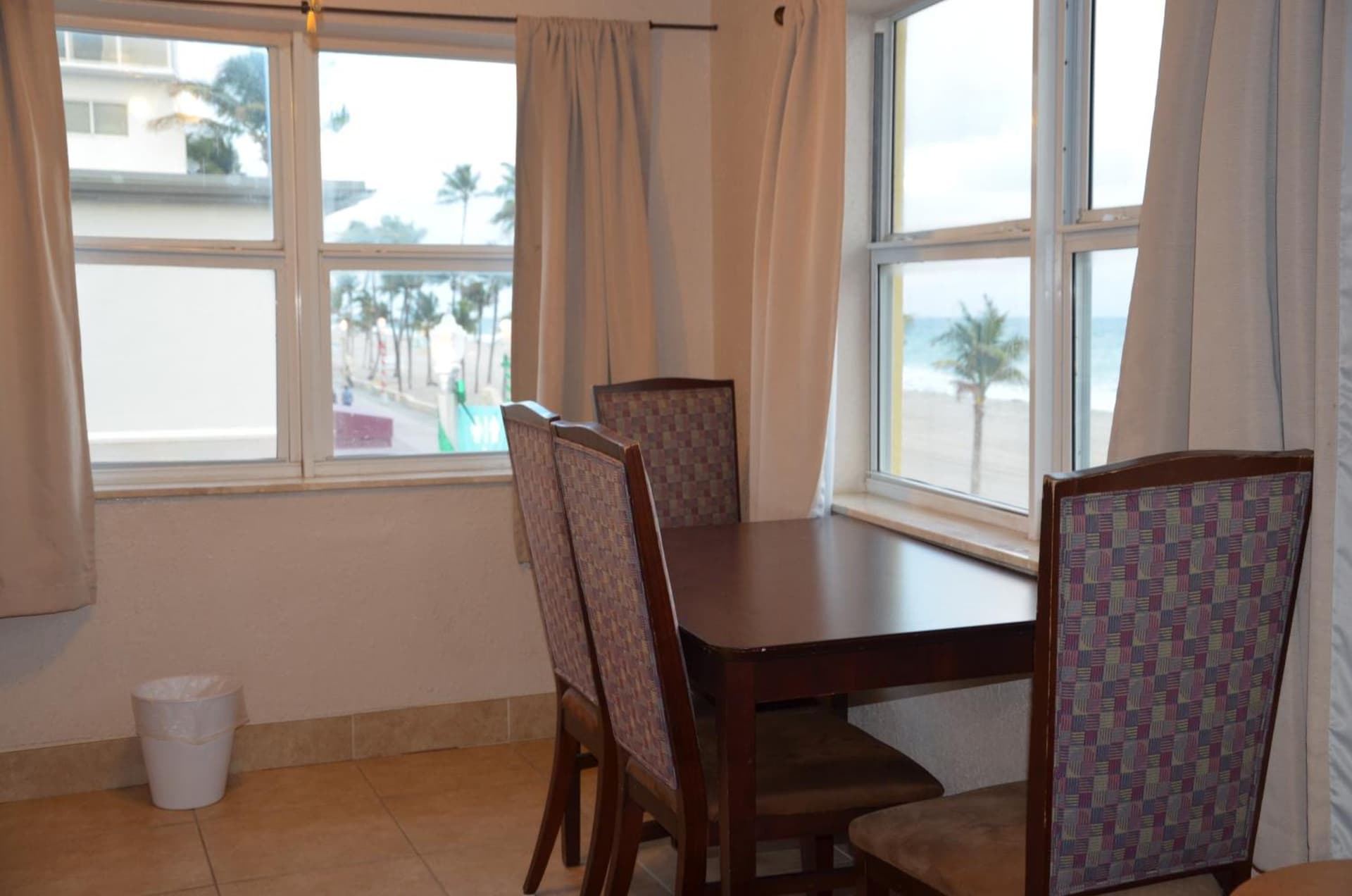 La Terrace Oceanfront gallery photo in Hollywood, FL — image 38