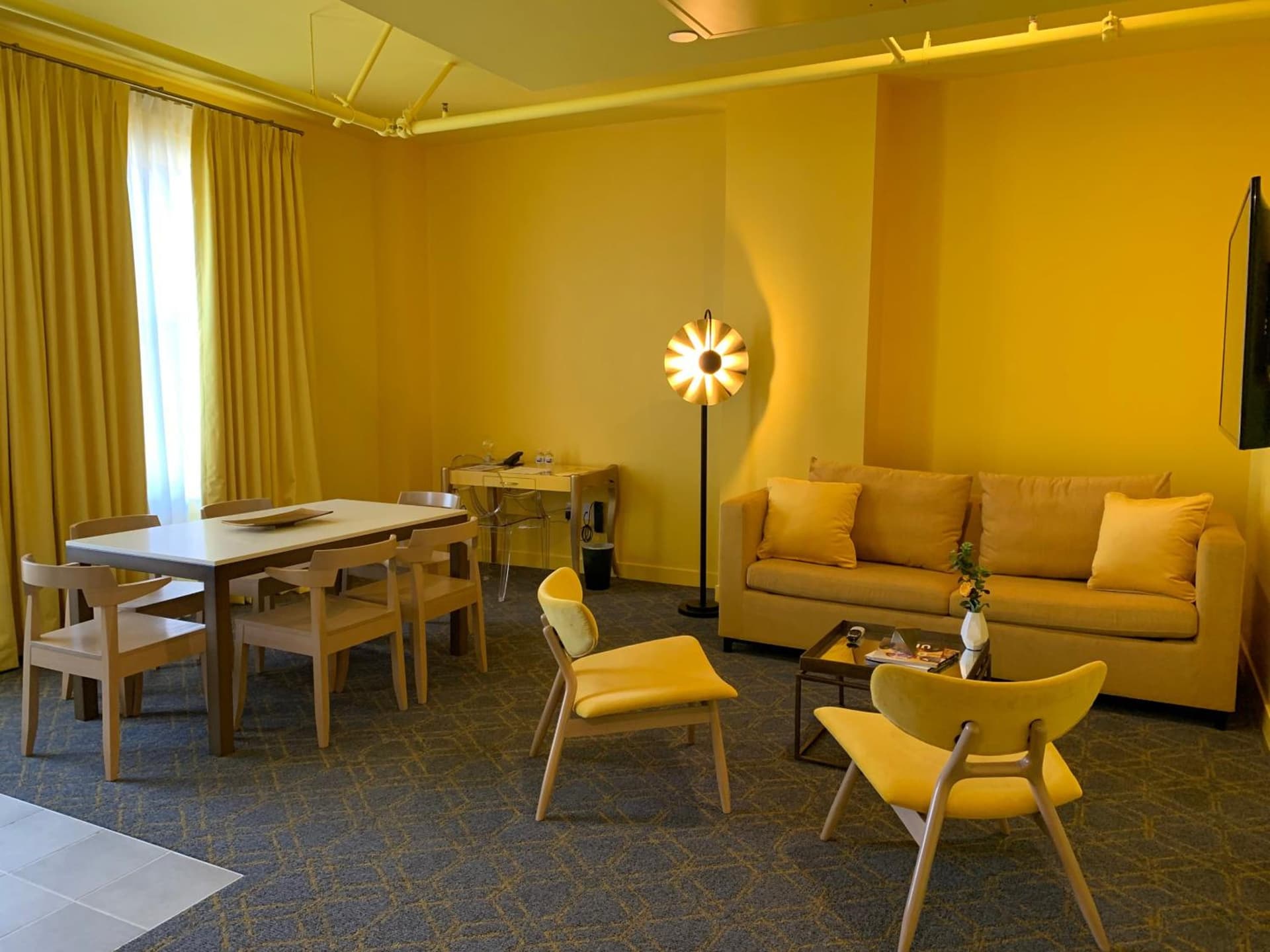 Angad Arts Hotel St Louis, Tapestry Collection by Hilton gallery photo in Saint Louis, MO — image 45
