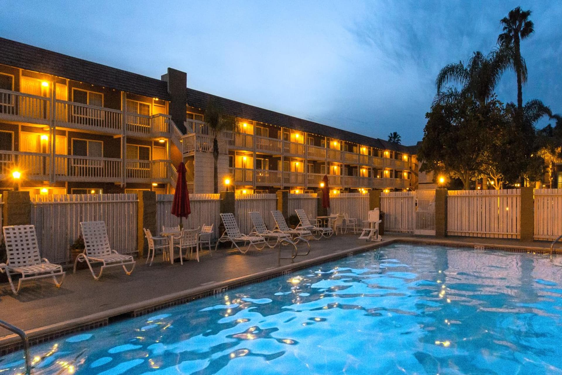 Ramada by Wyndham Costa Mesa/Newport Beach gallery photo in Costa Mesa, CA — image 65