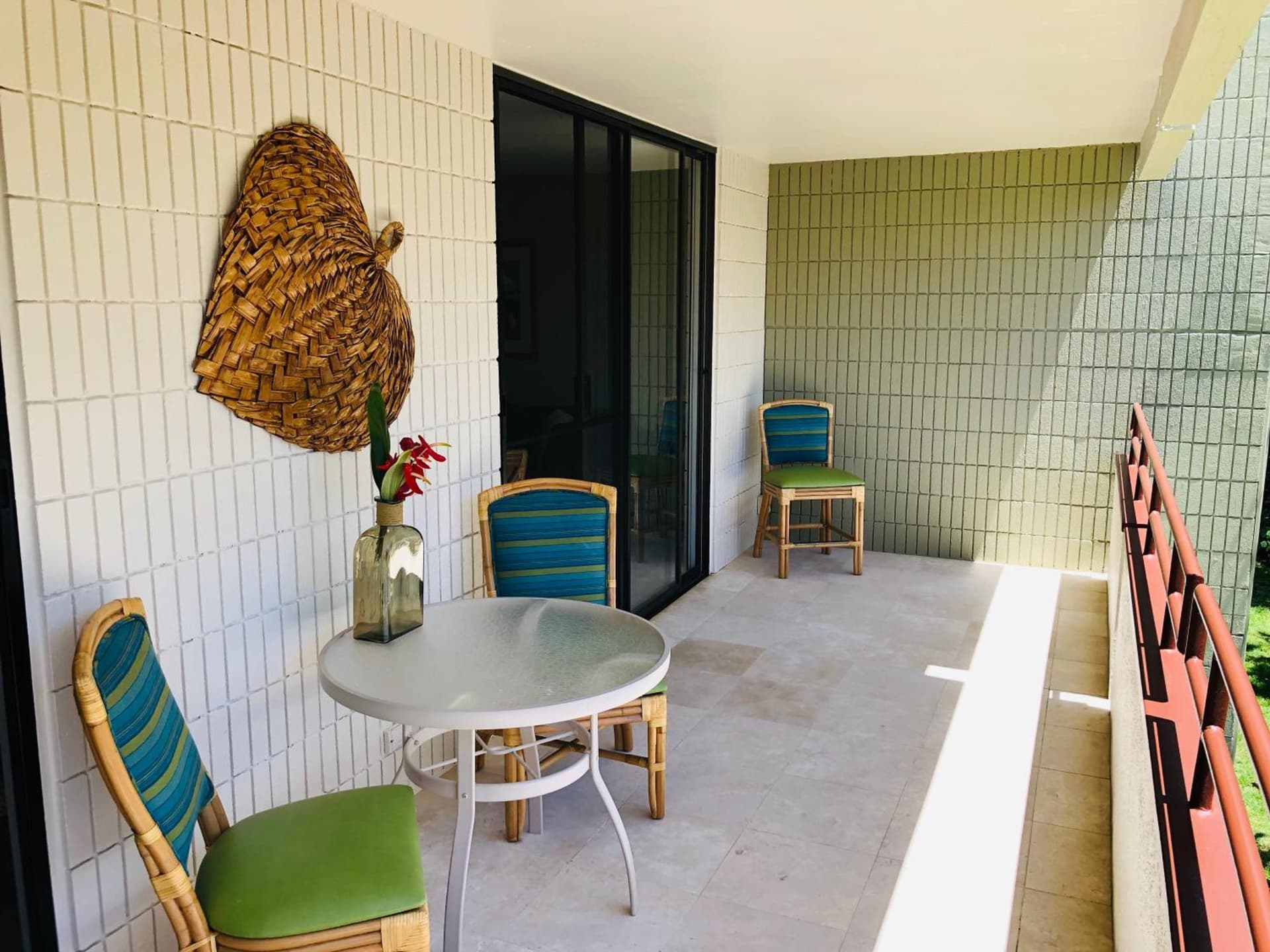 Kona Magic Honu Room property views in Kailua-Kona — gallery photo 3