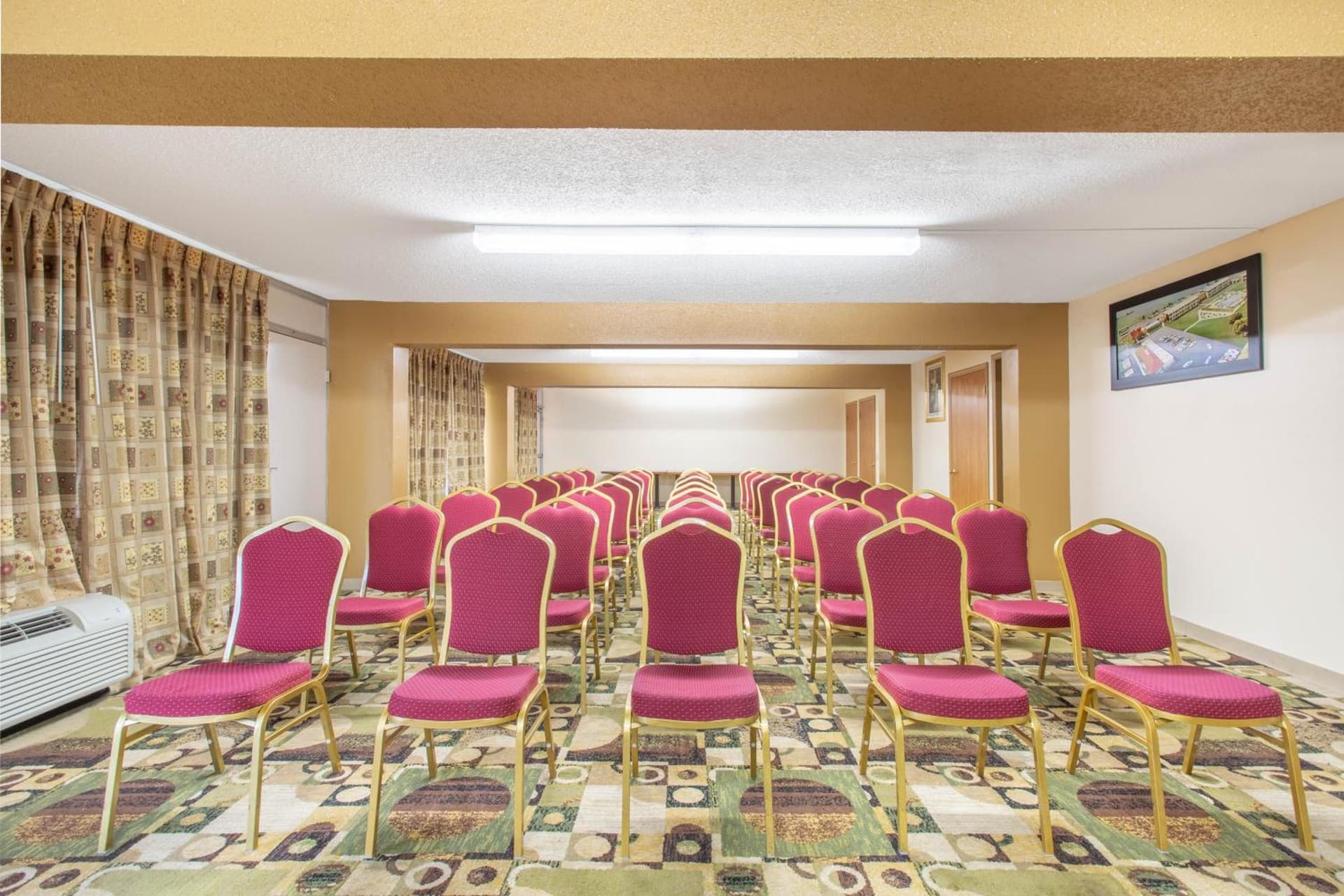 Howard Johnson by Wyndham Albany gallery photo in Albany, NY — image 26
