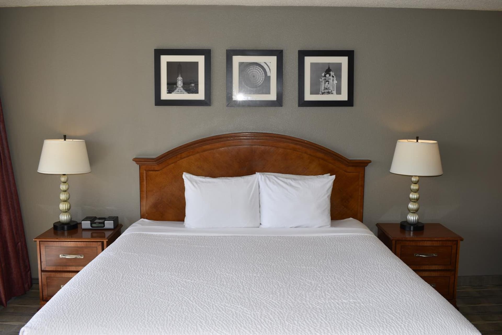 Inn at the Convention Center interior in Portland, OR — gallery photo 2