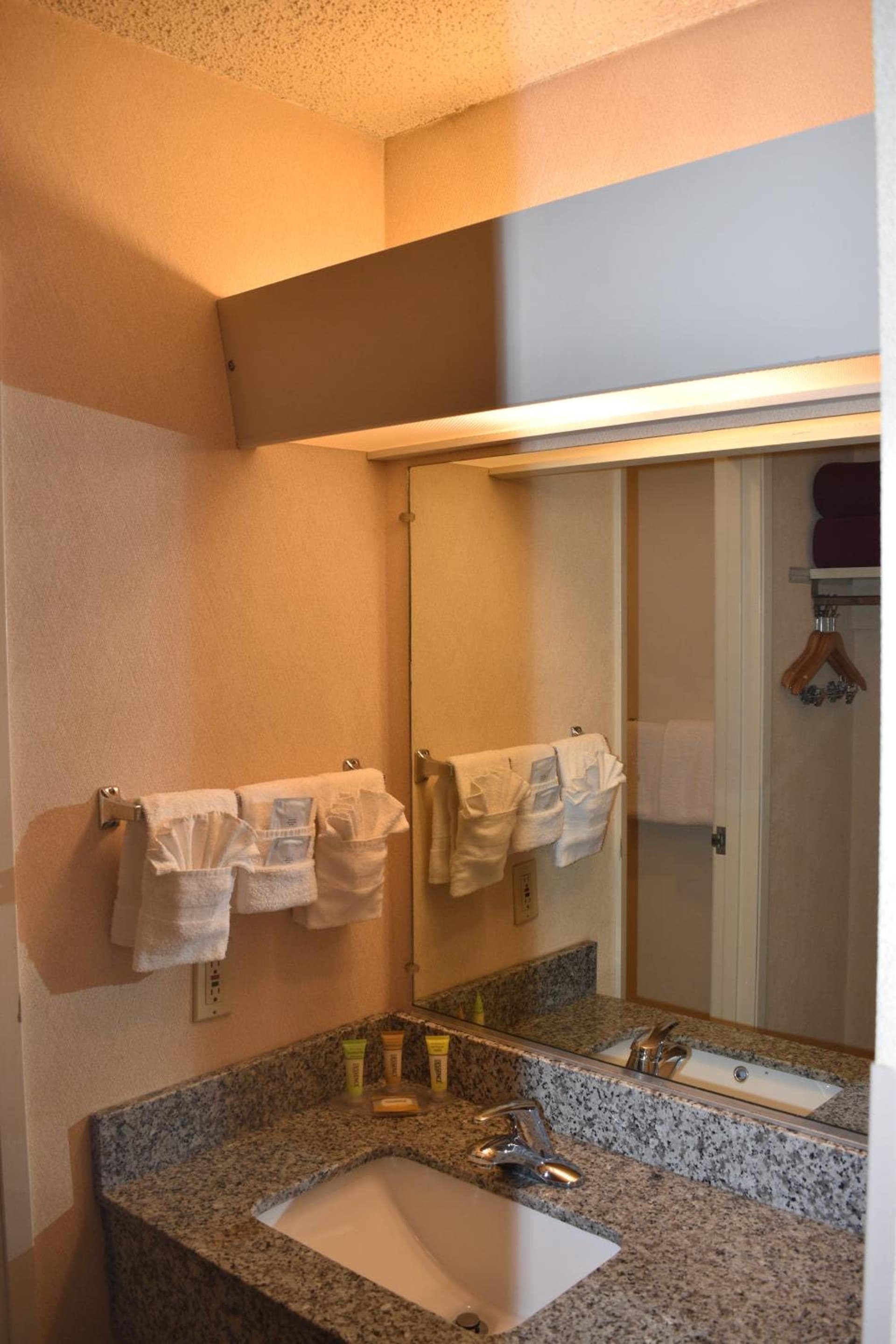 Inn at the Convention Center gallery photo in Portland, OR — image 26