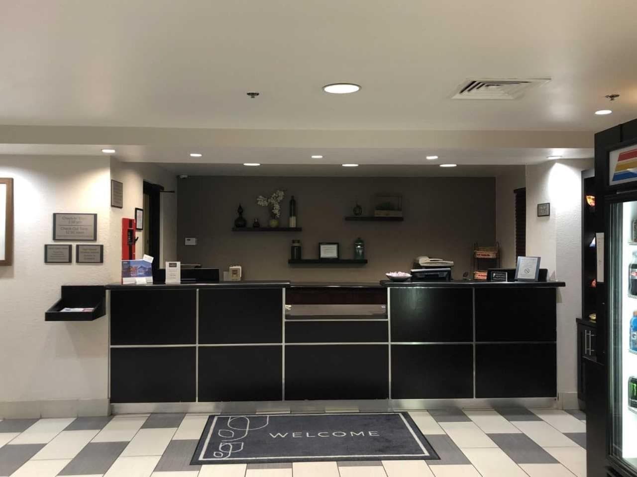 Country Inn & Suites by Radisson, DFW Airport South, TX gallery photo in Irving, TX — image 36