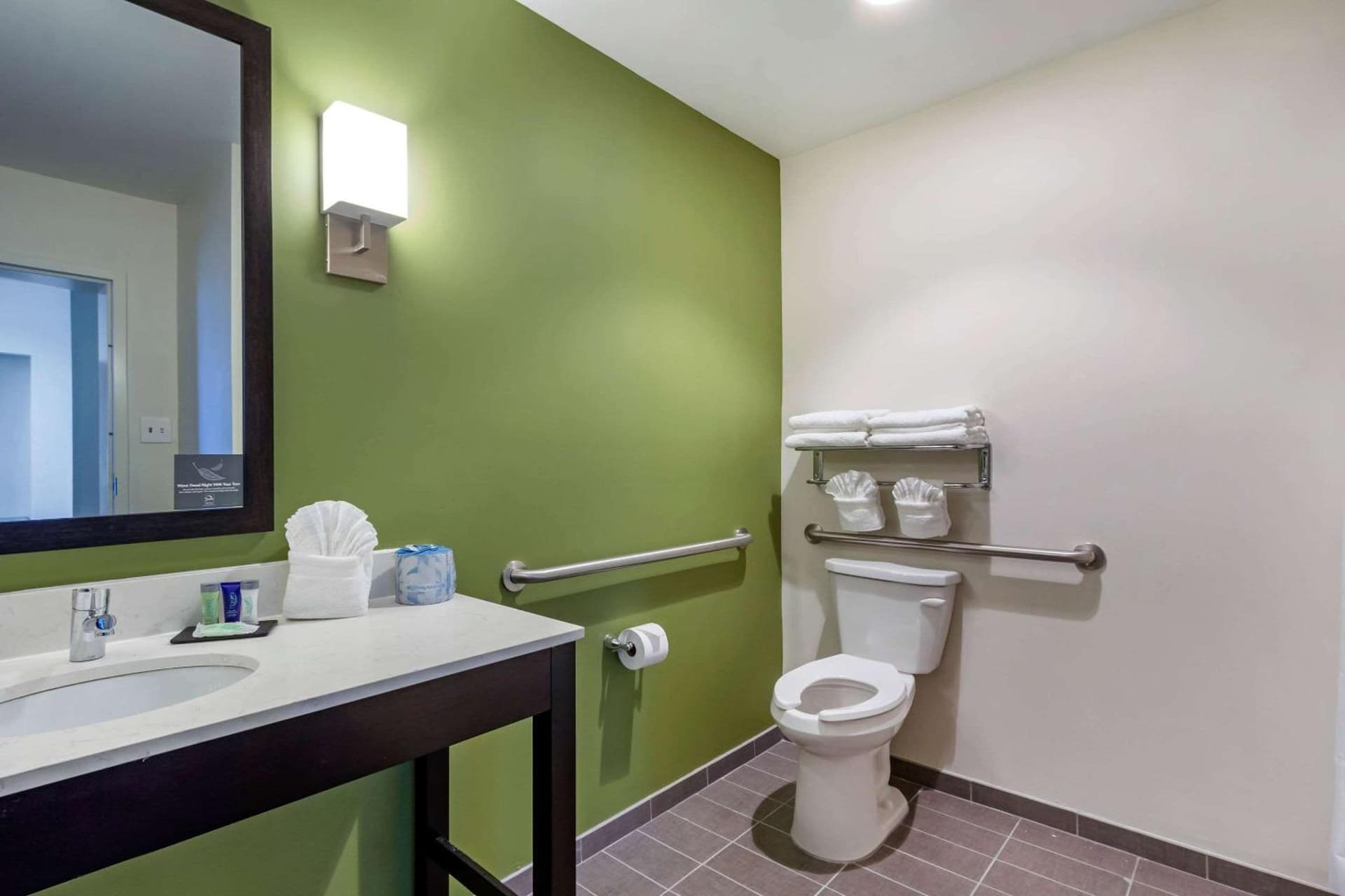 Sleep Inn & Suites Tampa South gallery photo in Tampa, FL — image 7