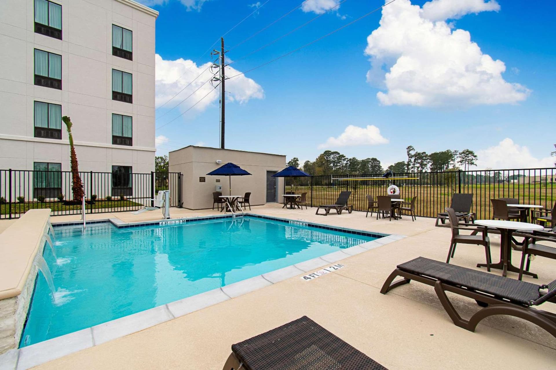 Comfort Suites Humble Houston IAH gallery photo in Humble, TX — image 41