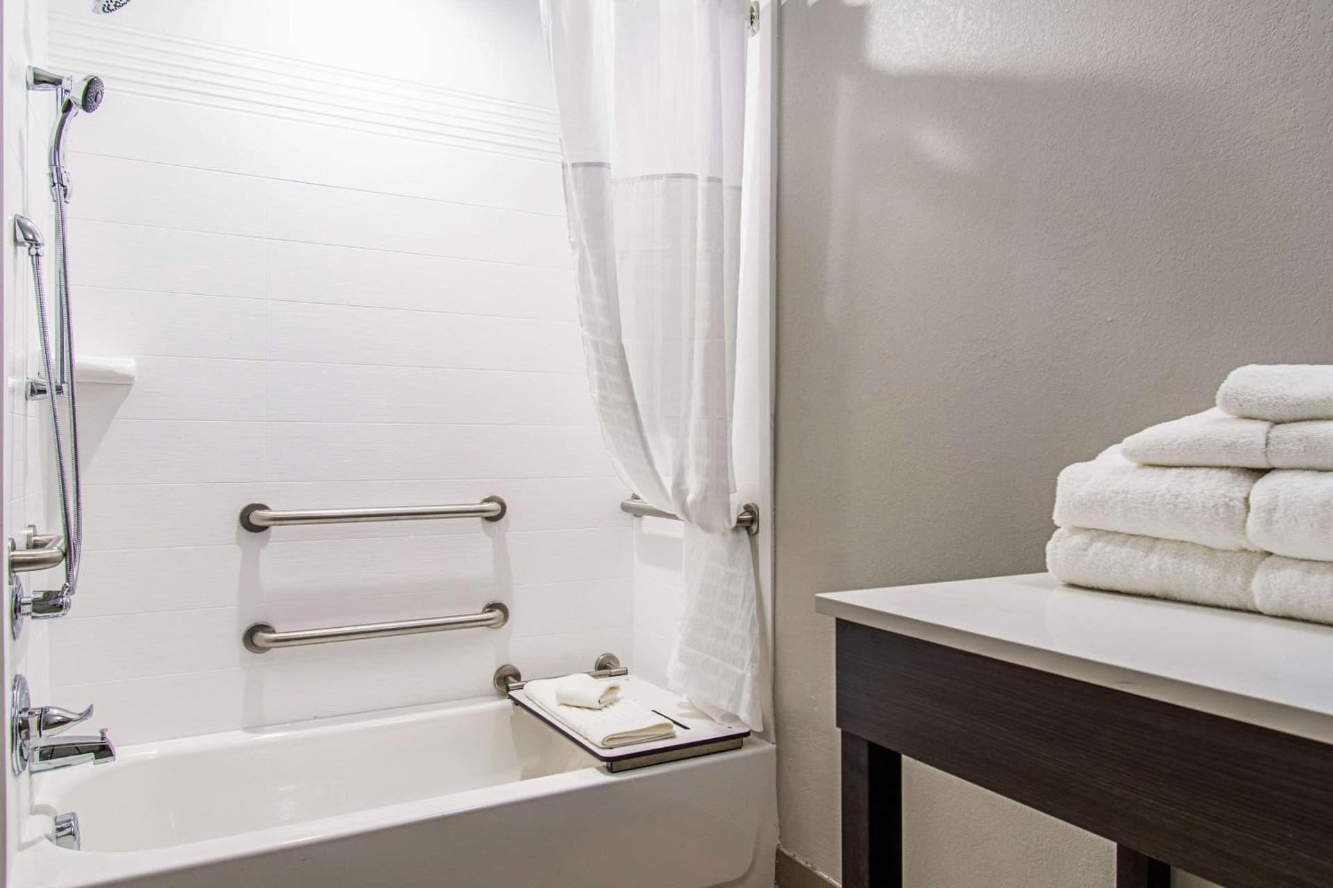 Comfort Suites Humble Houston IAH gallery photo in Humble, TX — image 38