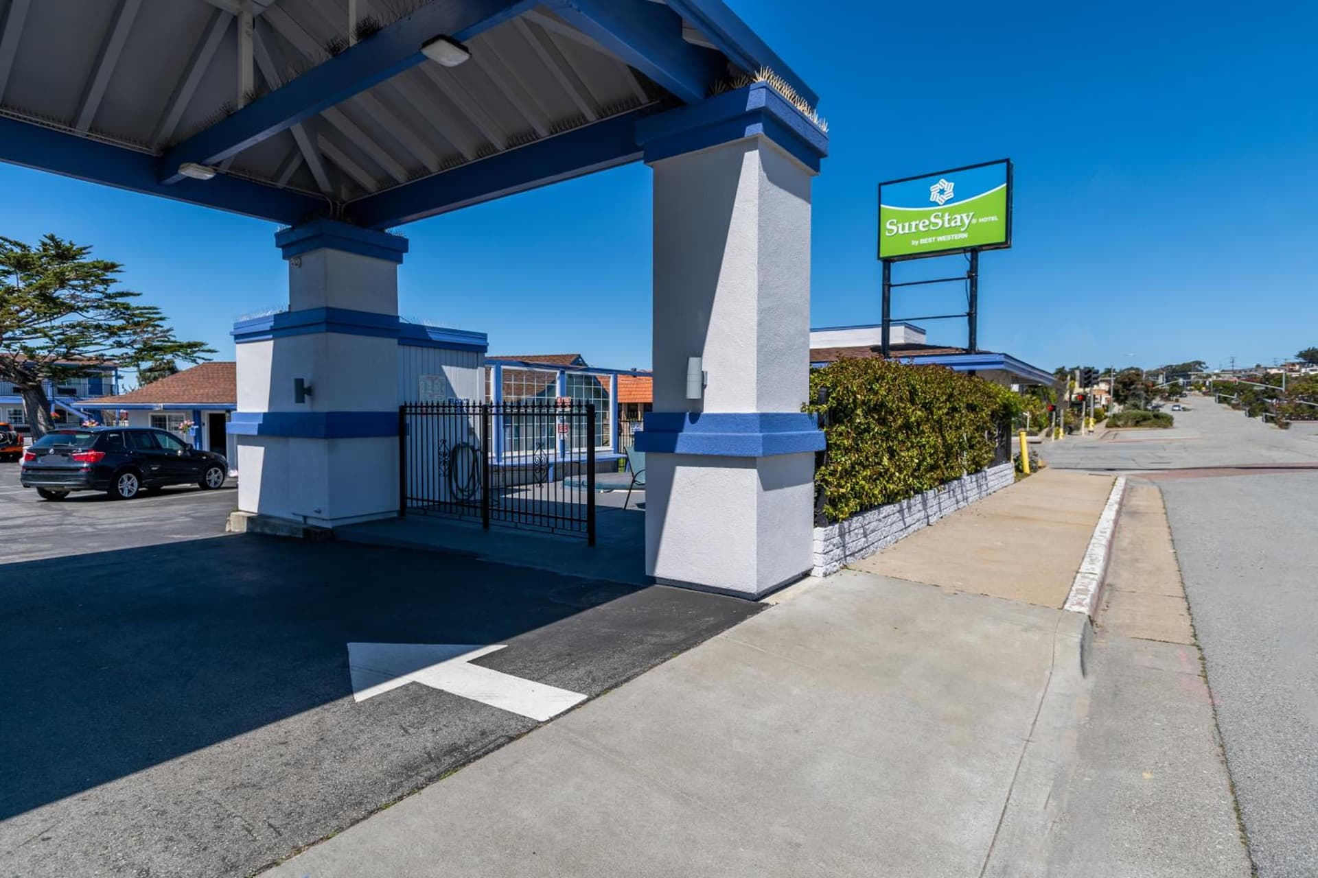 SureStay Hotel by Best Western Seaside Monterey gallery photo in Seaside, CA — image 49