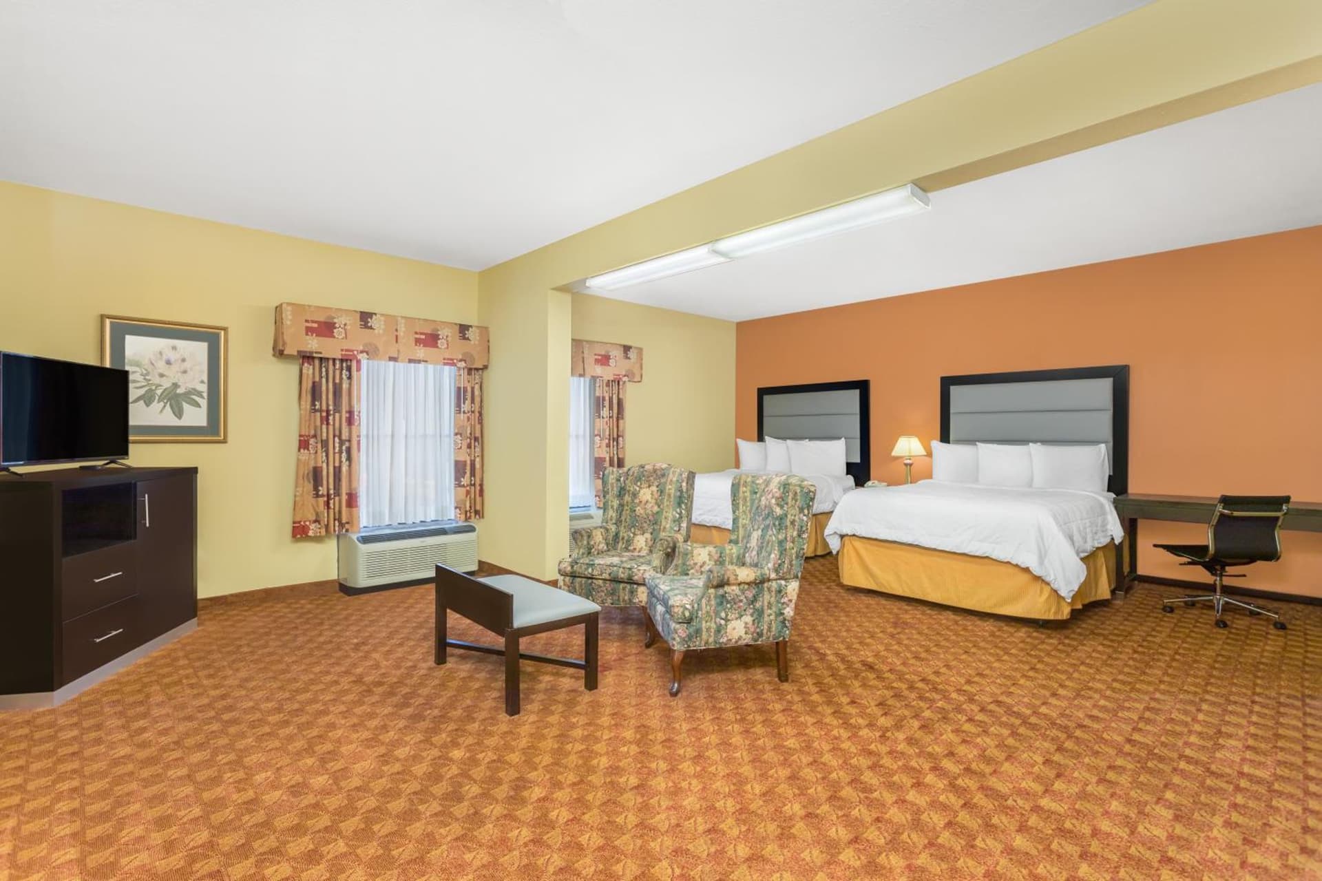 Baymont by Wyndham Fayetteville gallery photo in Fayetteville, AR — image 30