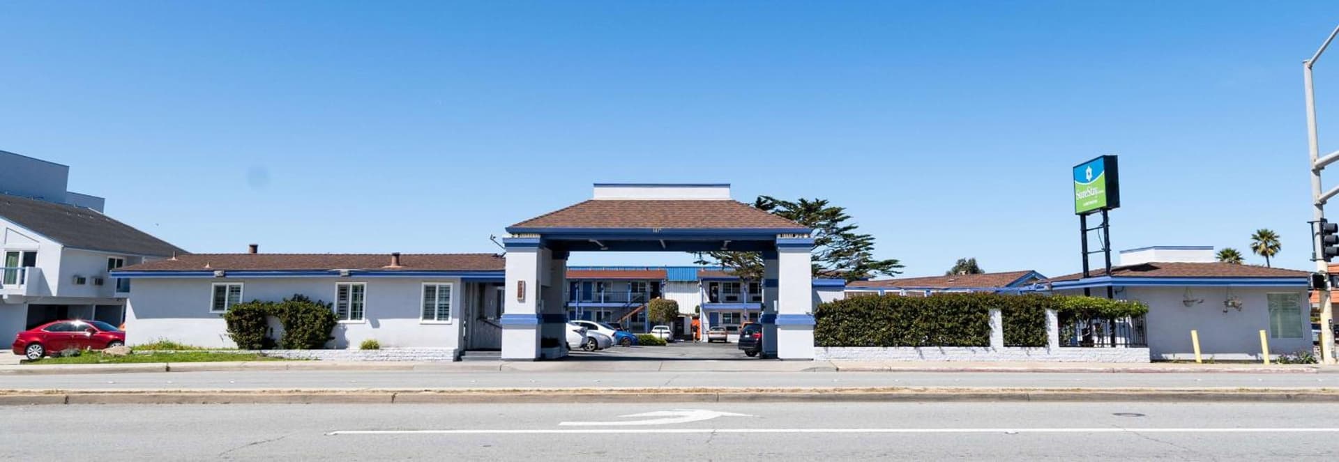 SureStay Hotel by Best Western Seaside Monterey gallery photo in Seaside, CA — image 15