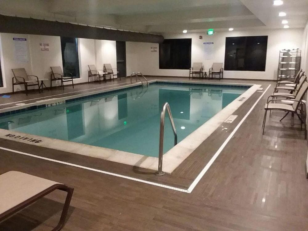 Comfort Suites Denver International Airport interior in Denver, CO — gallery photo 2