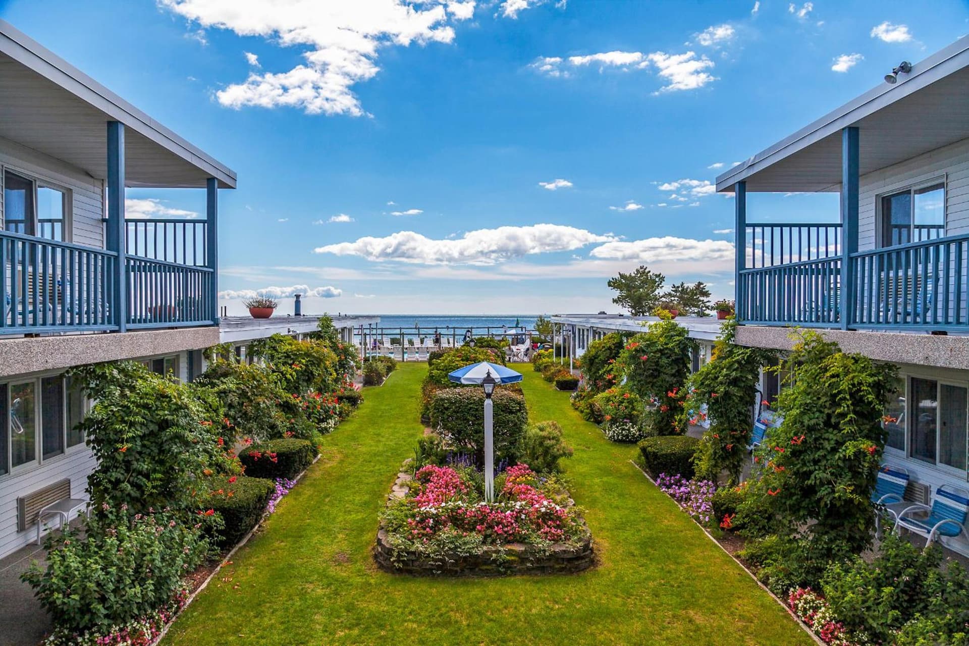 Blue Water Resort — hotel in South Yarmouth, Massachusetts